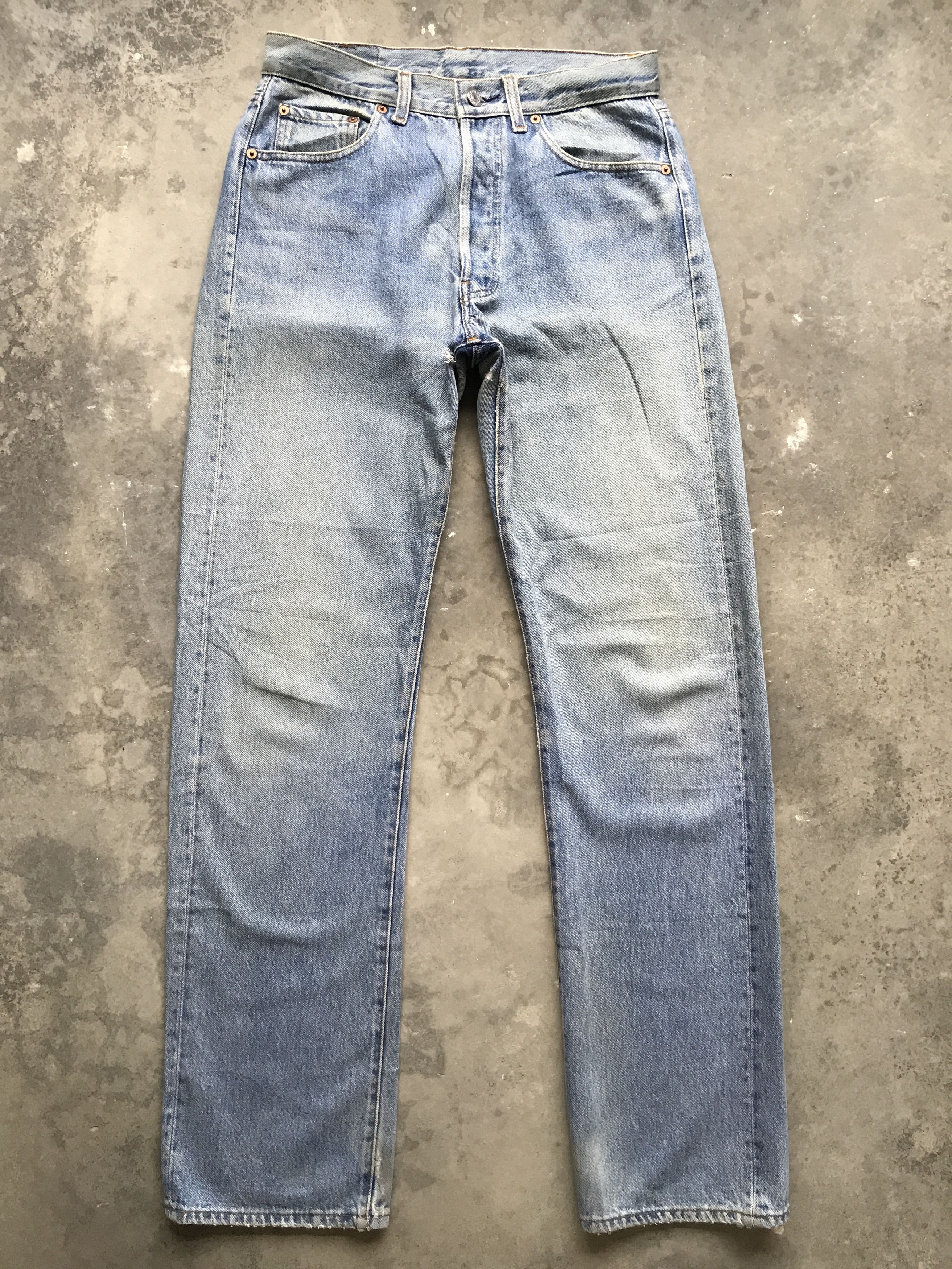 Levi's VLEV16 - Vintage 90s Levis 501 Distressed Denim USA Made Size US 29 - 1 Thumbnail