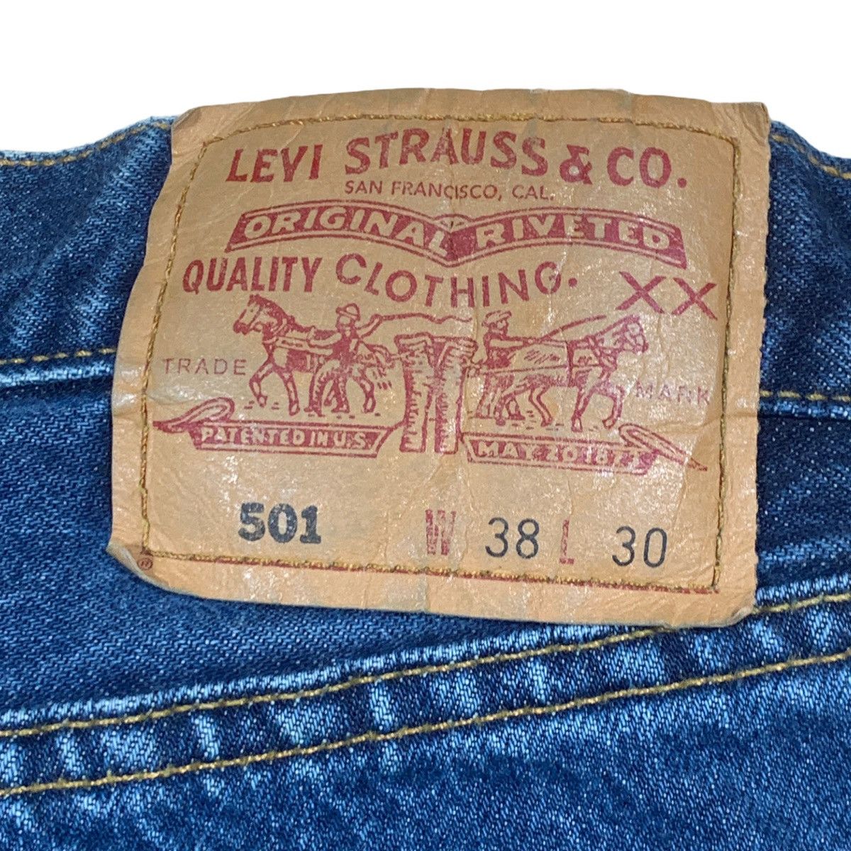 Levi's × Levi's Vintage Clothing × Vintage Vintage 90s Levi’s 501 Faded Denim Jeans Pants Made In 🇨🇦 Size US 36 / EU 52 - 4 Thumbnail