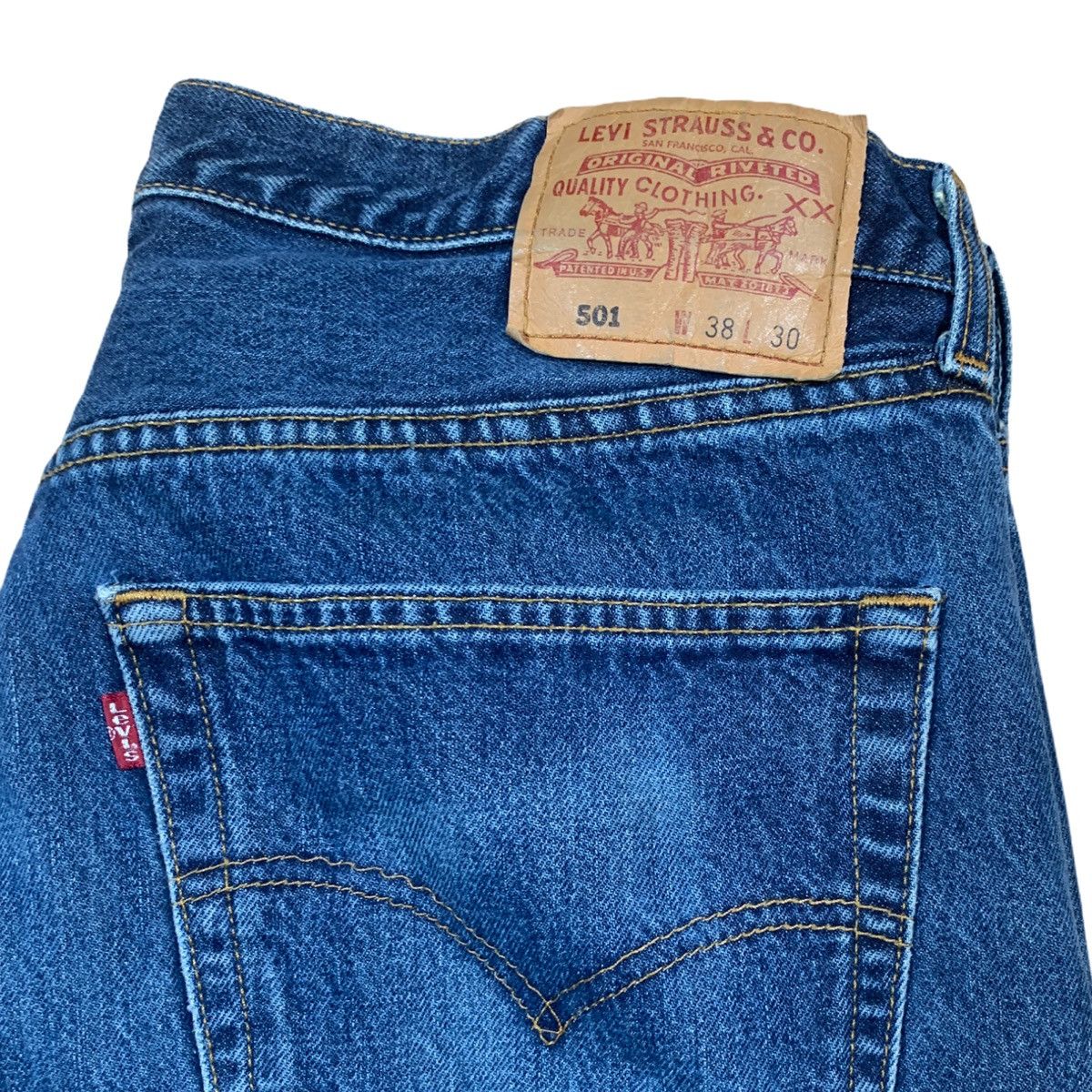 Levi's × Levi's Vintage Clothing × Vintage Vintage 90s Levi’s 501 Faded Denim Jeans Pants Made In 🇨🇦 Size US 36 / EU 52 - 3 Thumbnail