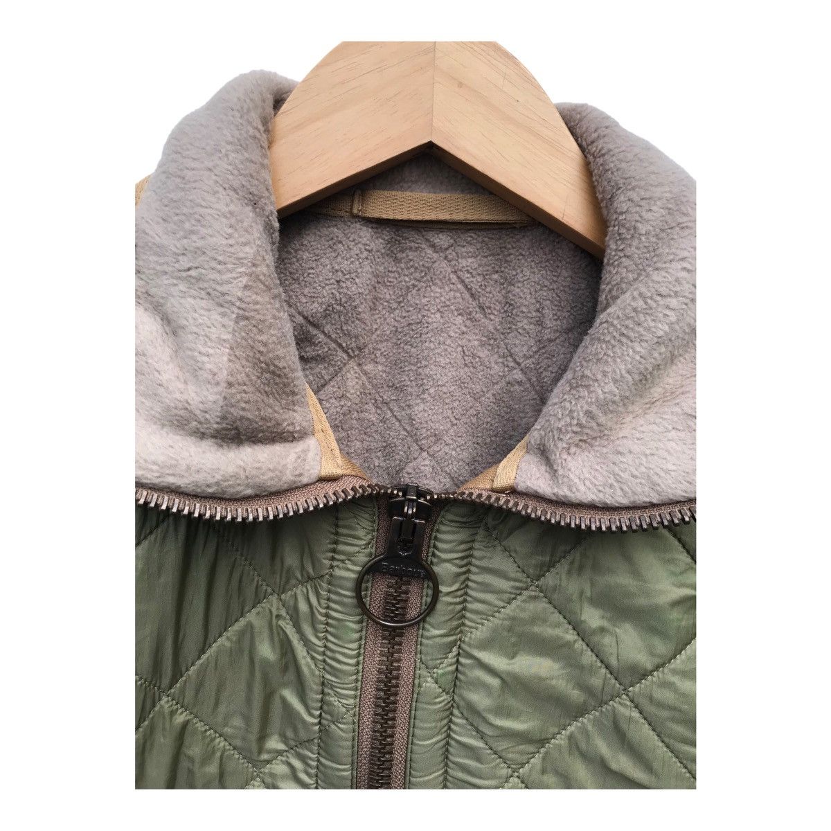 Barbour Barbour Polar Quilt Jacket ( STAINS ) Size US M / EU 48-50 / 2 - 2 Thumbnail
