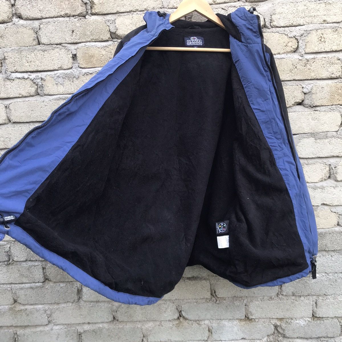 Maui and Sons Vintage 90s Maui & sons hoodie jacket fleece lining Size US L / EU 52-54 / 3 - 8 Thumbnail