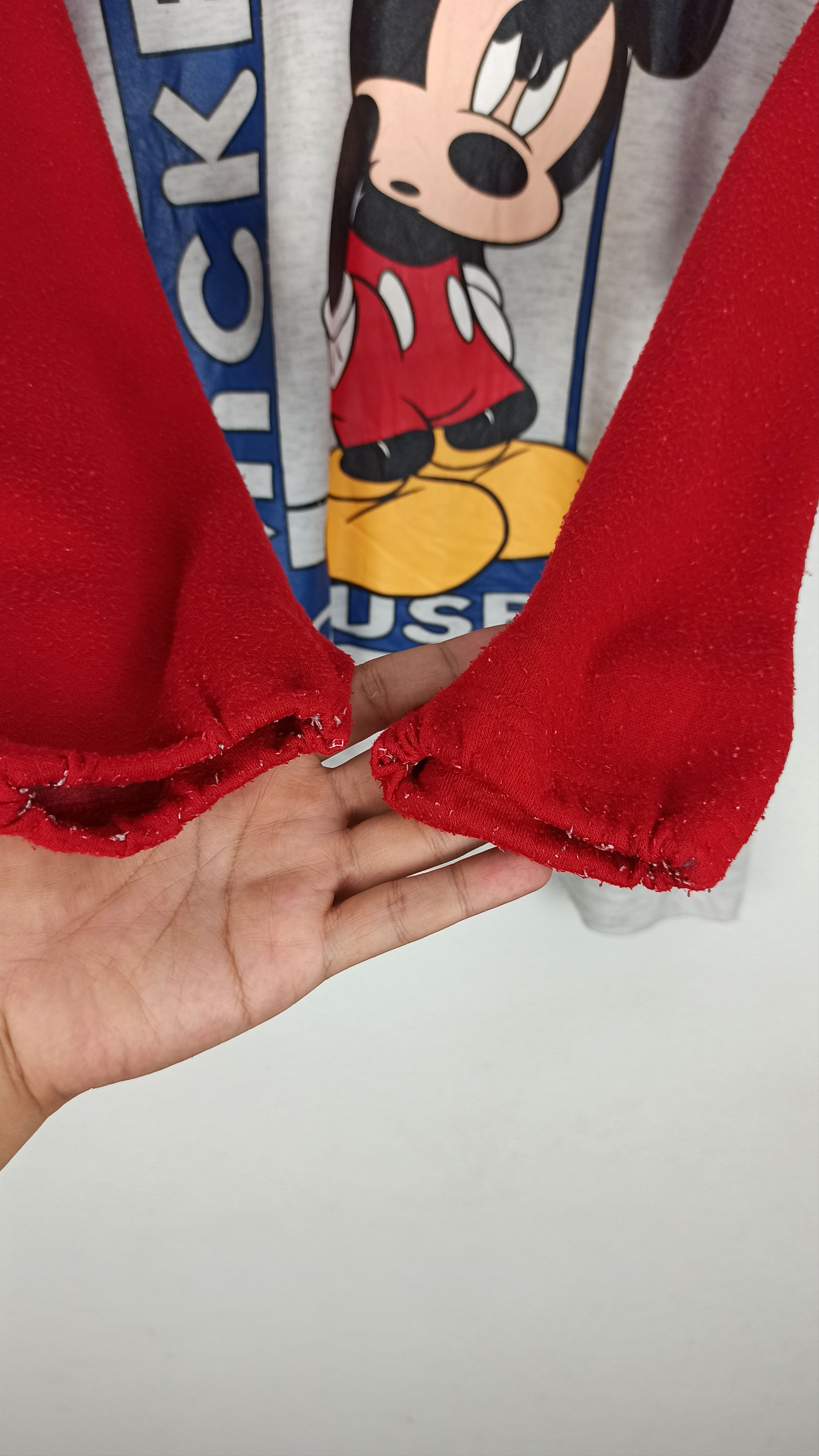 Disney Vintage Mickey Mouse Disney Sweatshirt Size US L / EU 52-54 / 3 - 5 Thumbnail