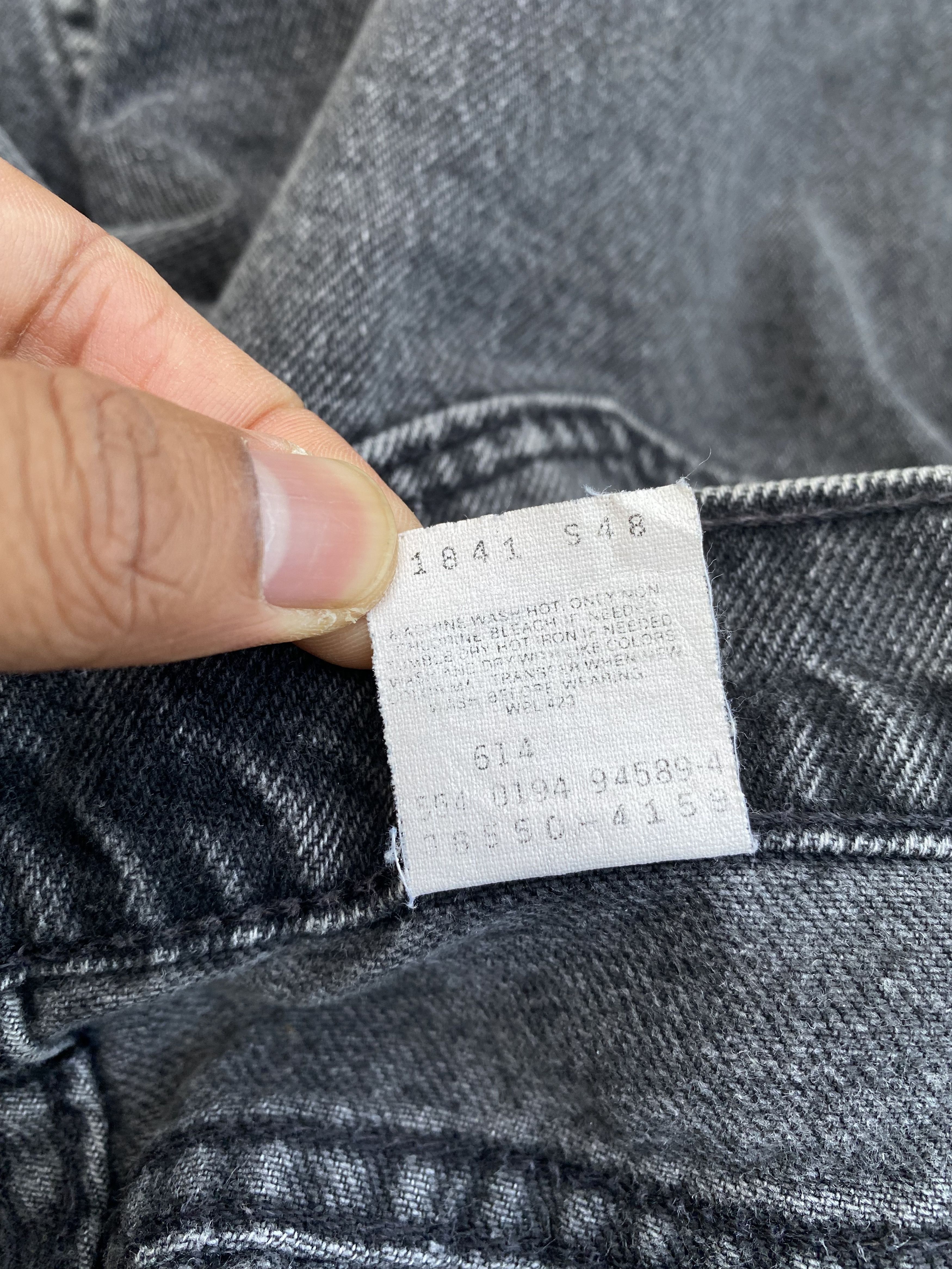 Levi's Vintage Clothing PERFECTLY FADED LEVIS VINTAGE 505 ORANGE TAB CROPPED Size US 35 - 7 Thumbnail