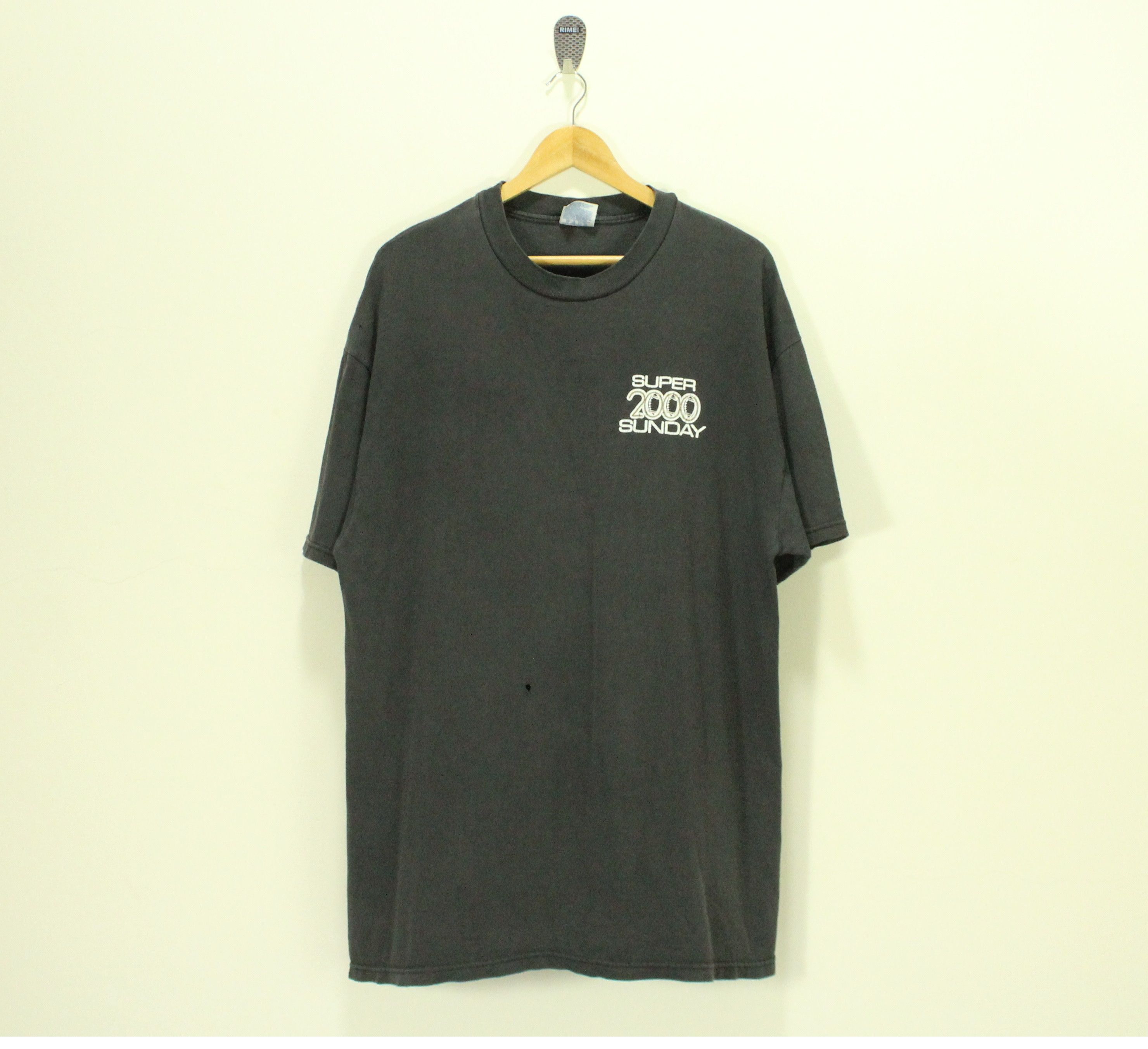 NFL × Vintage Faded Black Distressed Vintage SUPER SUNDAY T Shirt Size US XL / EU 56 / 4 - 4 Thumbnail