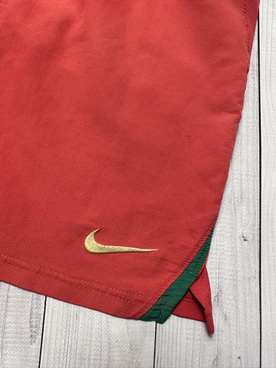 Nike × Vintage Vintage Nike Portugal soccer shorts size S logo Size US 30 / EU 46 - 2 Thumbnail