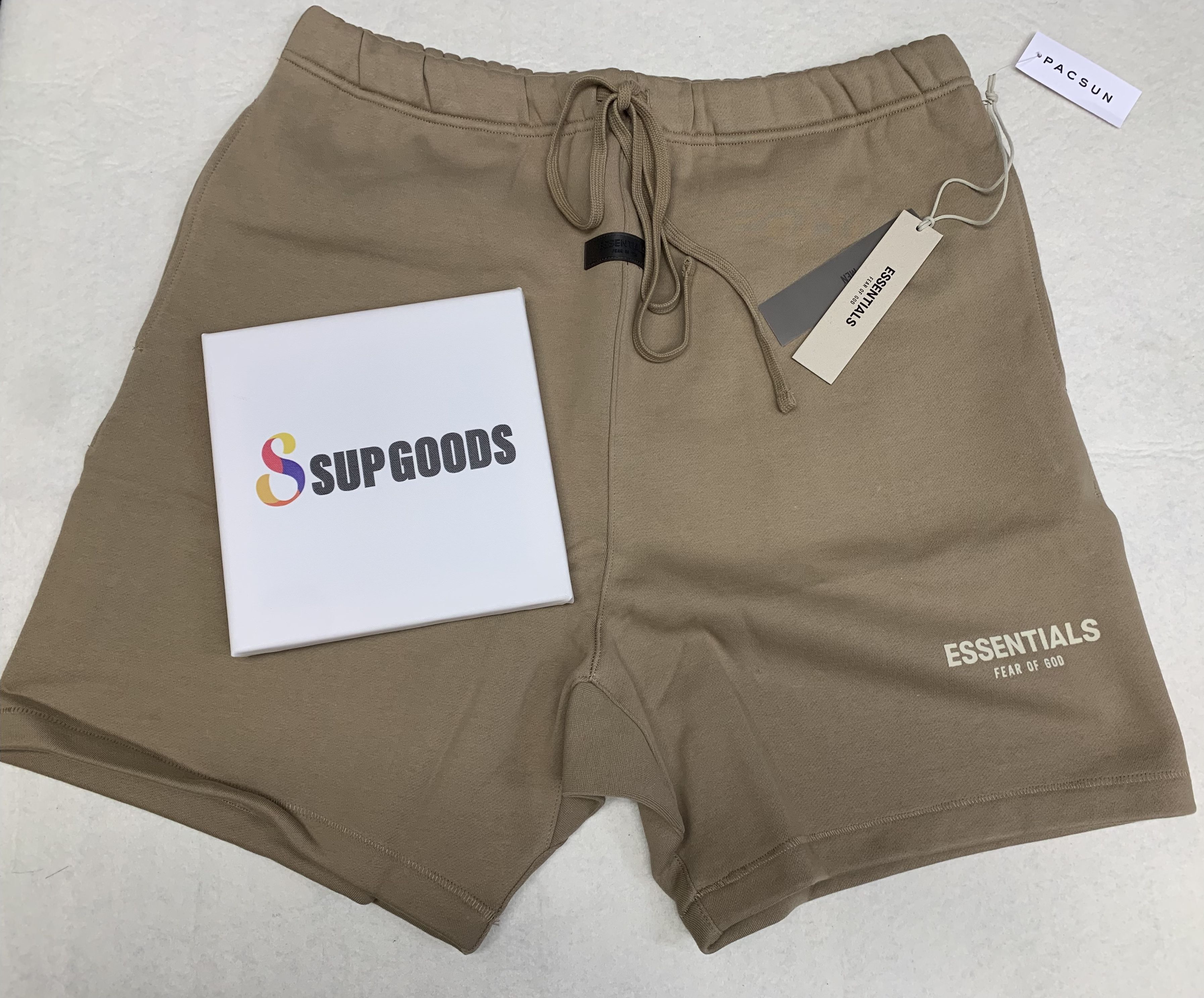 Fear of God Fear of God ESSENTIALS Oak Sweat Shorts Sz (S) Size US 32 / EU 48 - 6 Thumbnail