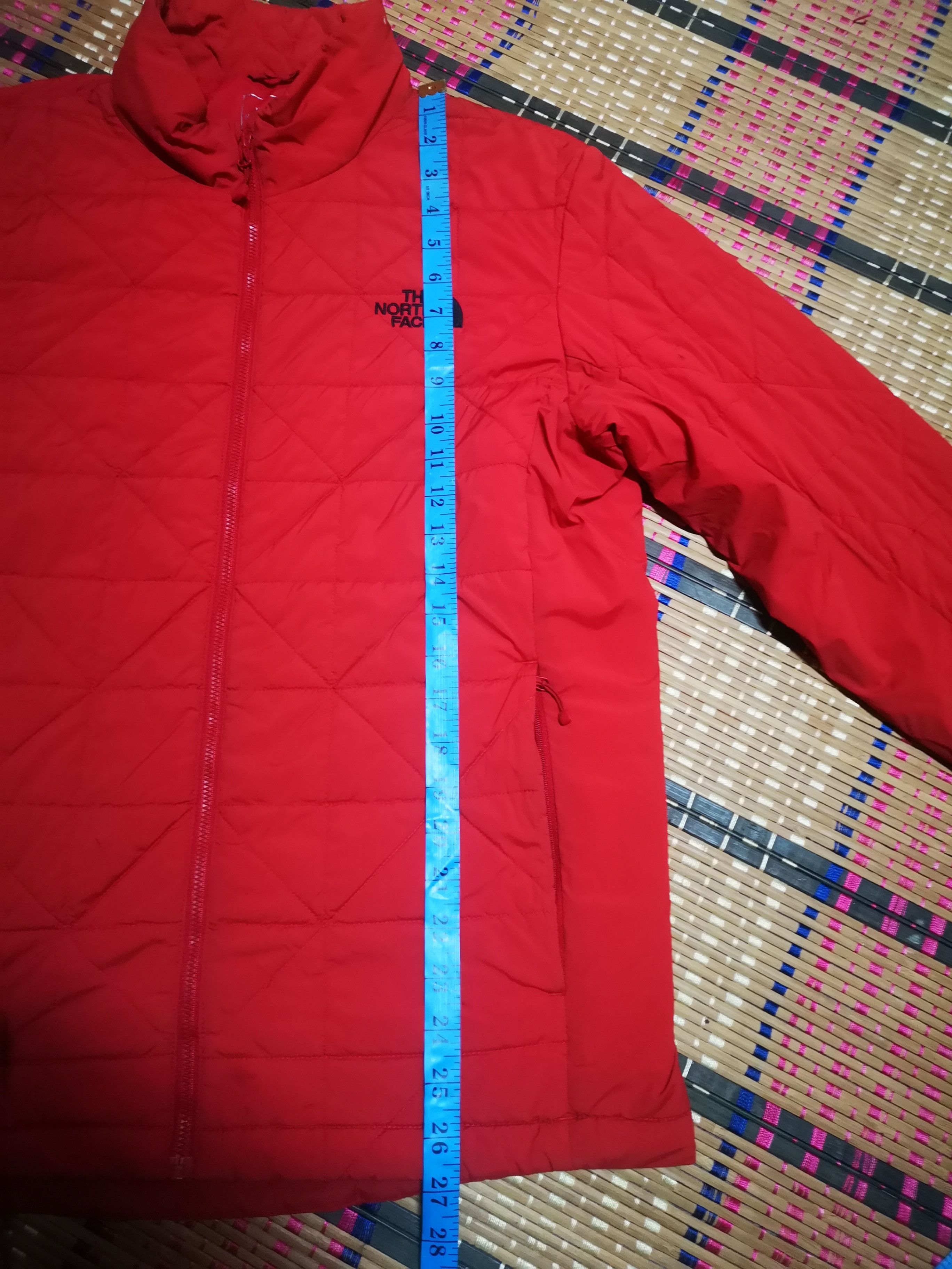 The North Face Vintage The North Face Quilted Jacket Size US XL / EU 56 / 4 - 15 Thumbnail