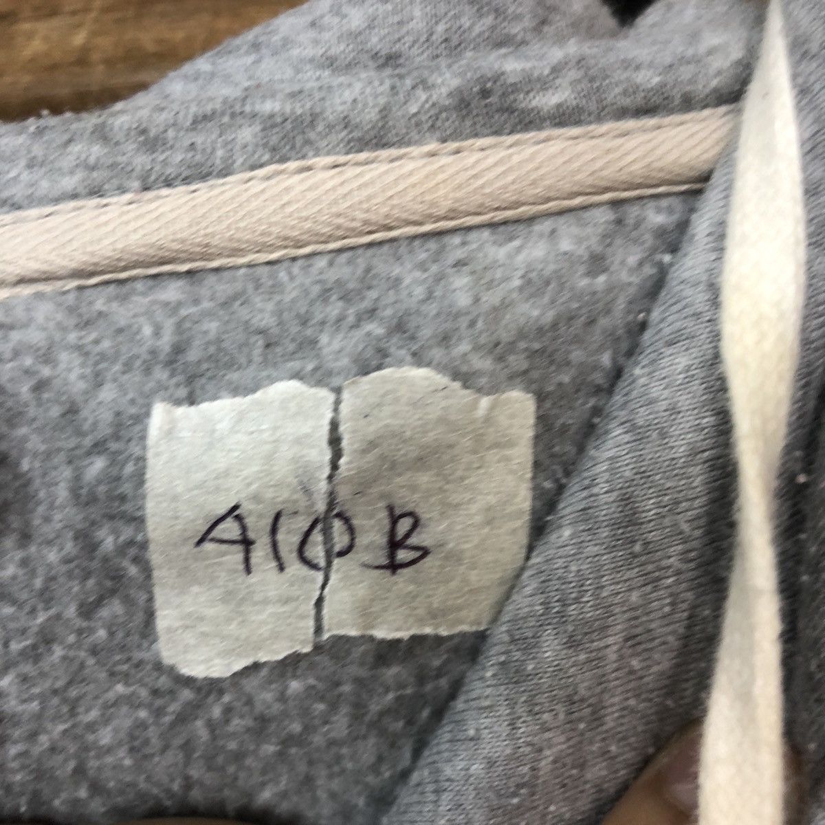 Disney Mickey Mouse By Belle Maison Grey Sweatshirt hoodie #410B Size US XL / EU 56 / 4 - 11 Thumbnail