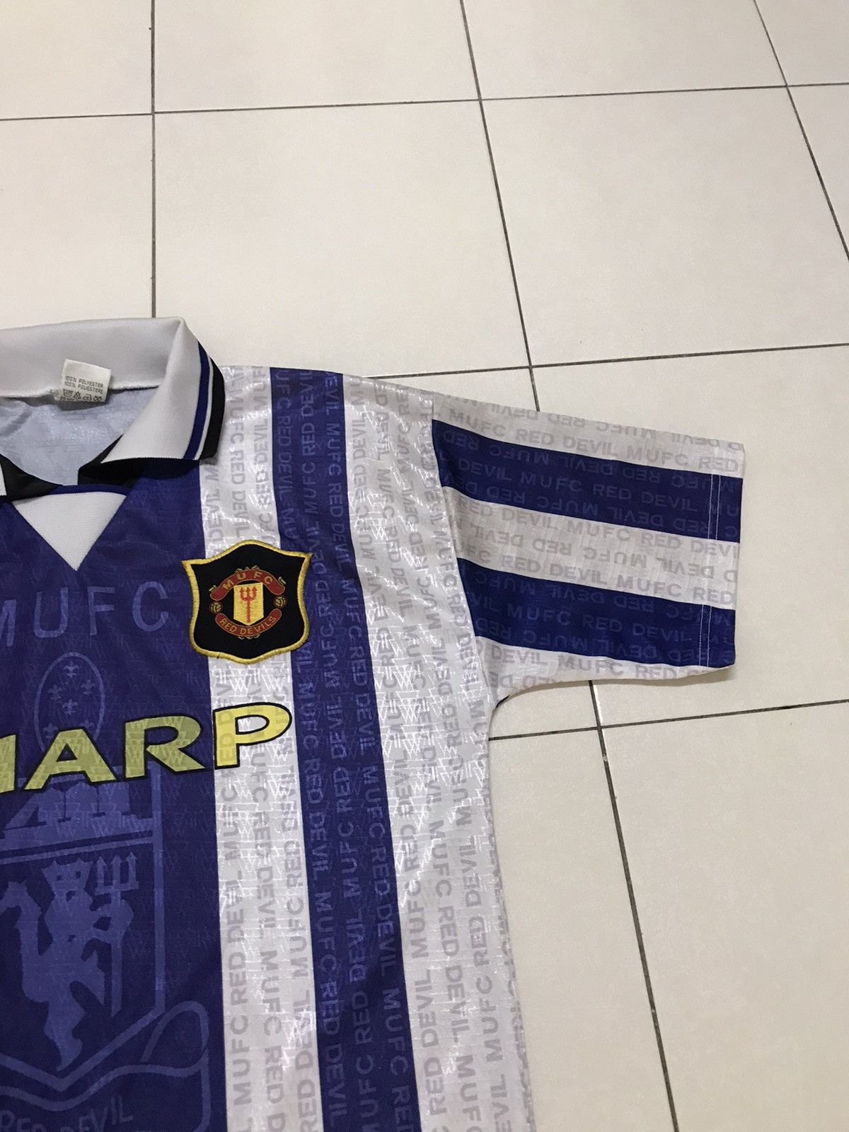 Vintage Vintage 90s Manchester United Red Devils Jersey Size US M / EU 48-50 / 2 - 2 Thumbnail