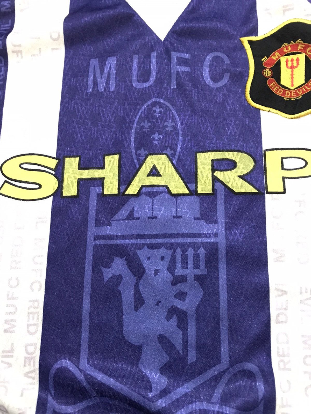 Vintage Vintage 90s Manchester United Red Devils Jersey Size US M / EU 48-50 / 2 - 6 Thumbnail