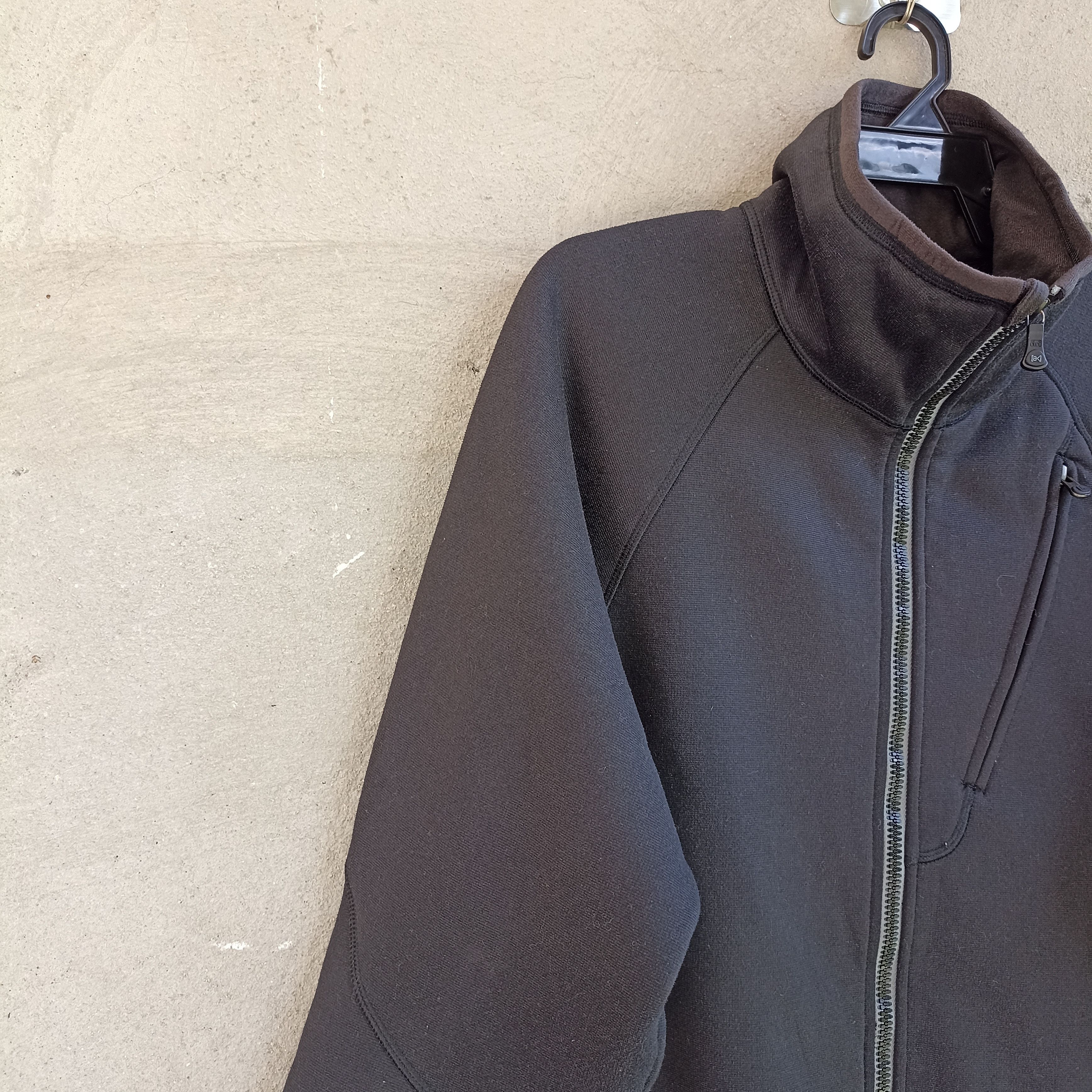 Burton × Sports Specialties Ak Burton Black Sweater Size US L / EU 52-54 / 3 - 4 Thumbnail