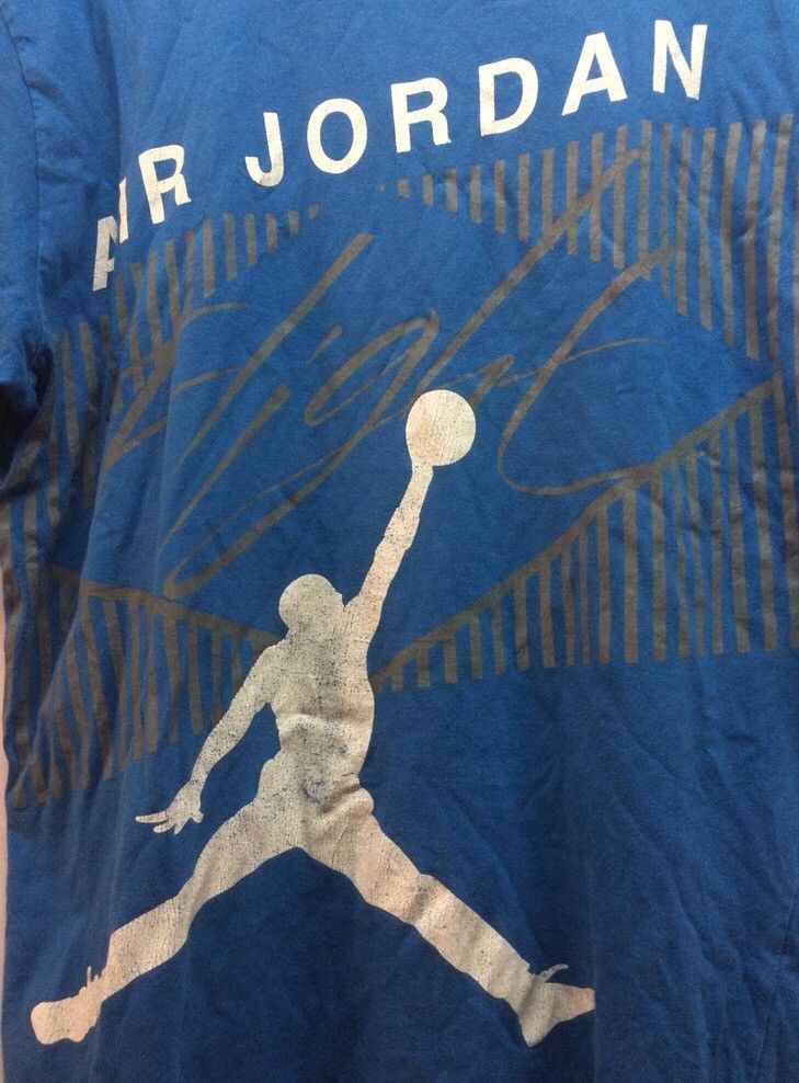 Japanese Brand × Vintage Urgent Sale!! Vintage Air Jordan Nice Tees Size US M / EU 48-50 / 2 - 2 Thumbnail