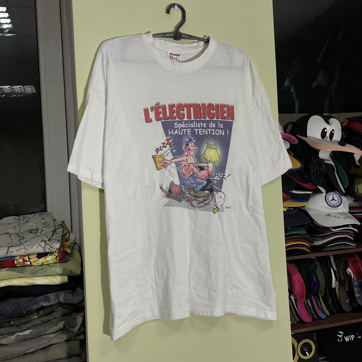 Vintage Vintage 90s Sun Faded Graphic Tee Punk Streetwear Relaxed XL Size US XL / EU 56 / 4 - 1 Thumbnail