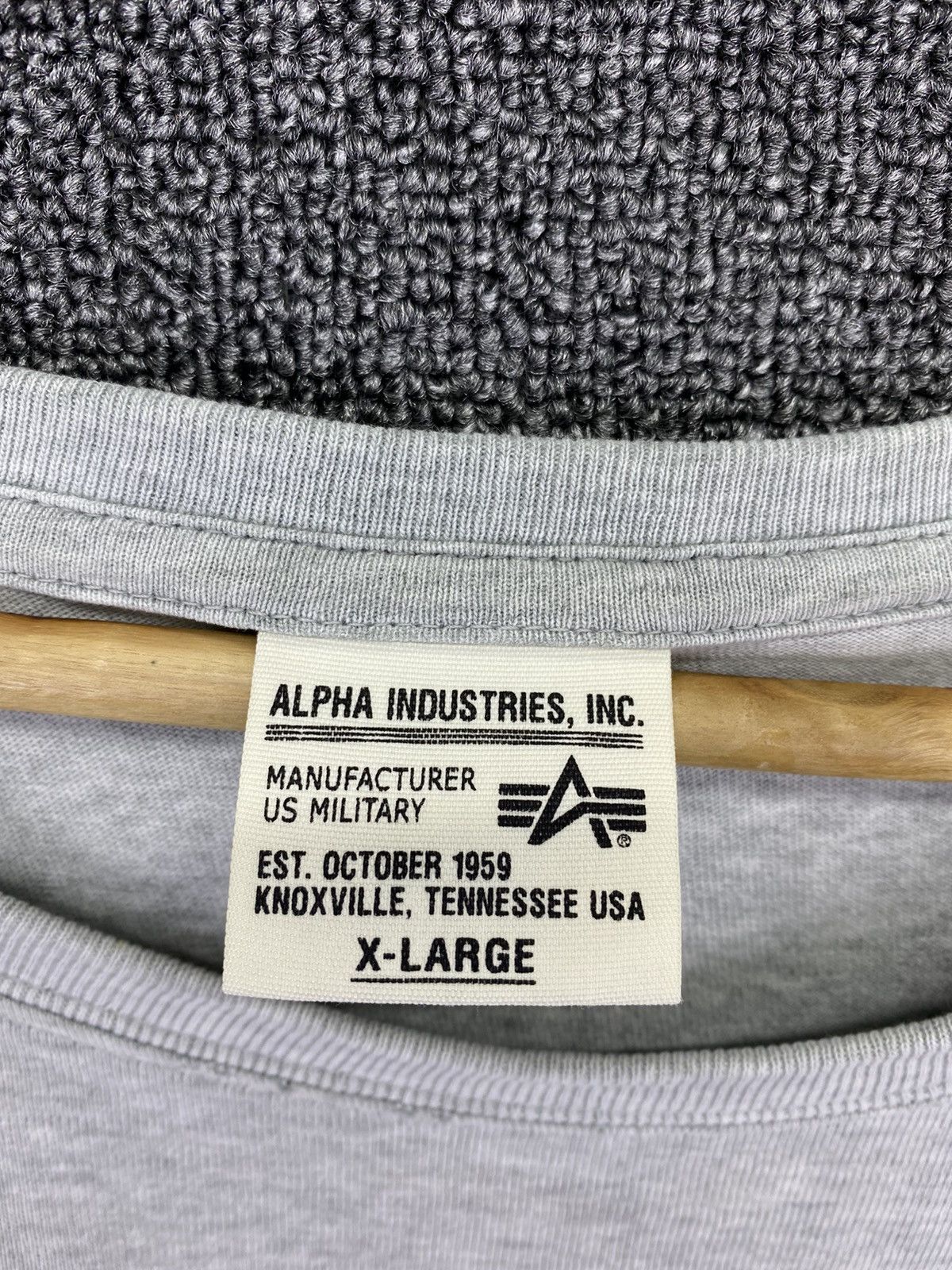 Alpha Industries Vintage US Military Army By Alpha Industries Tee T Shirts Size US XL / EU 56 / 4 - 6 Thumbnail