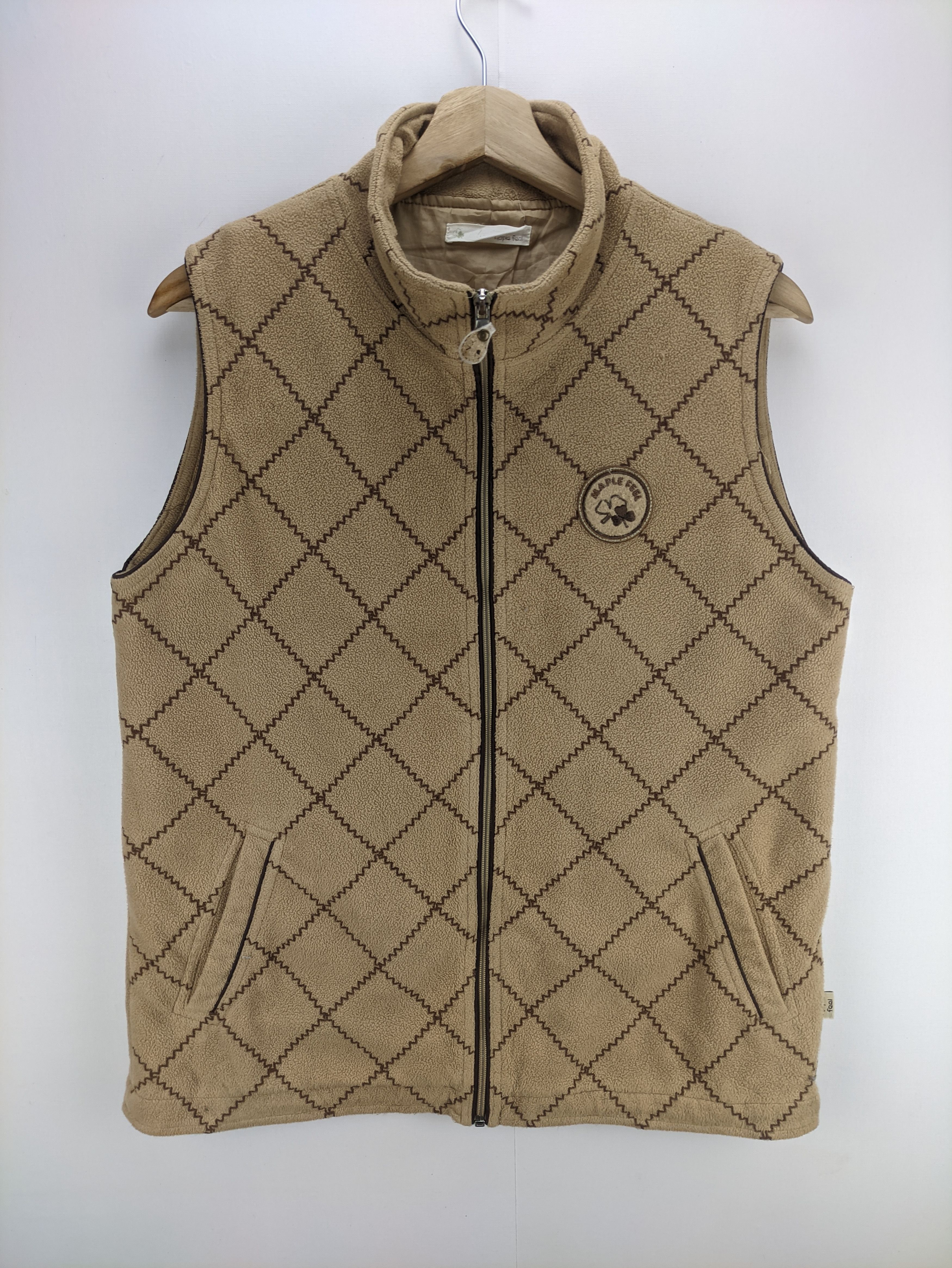 Japanese Brand Steals🔥Fleece Vest Zip Up by Maple Feel Size US M / EU 48-50 / 2 - 1 Thumbnail