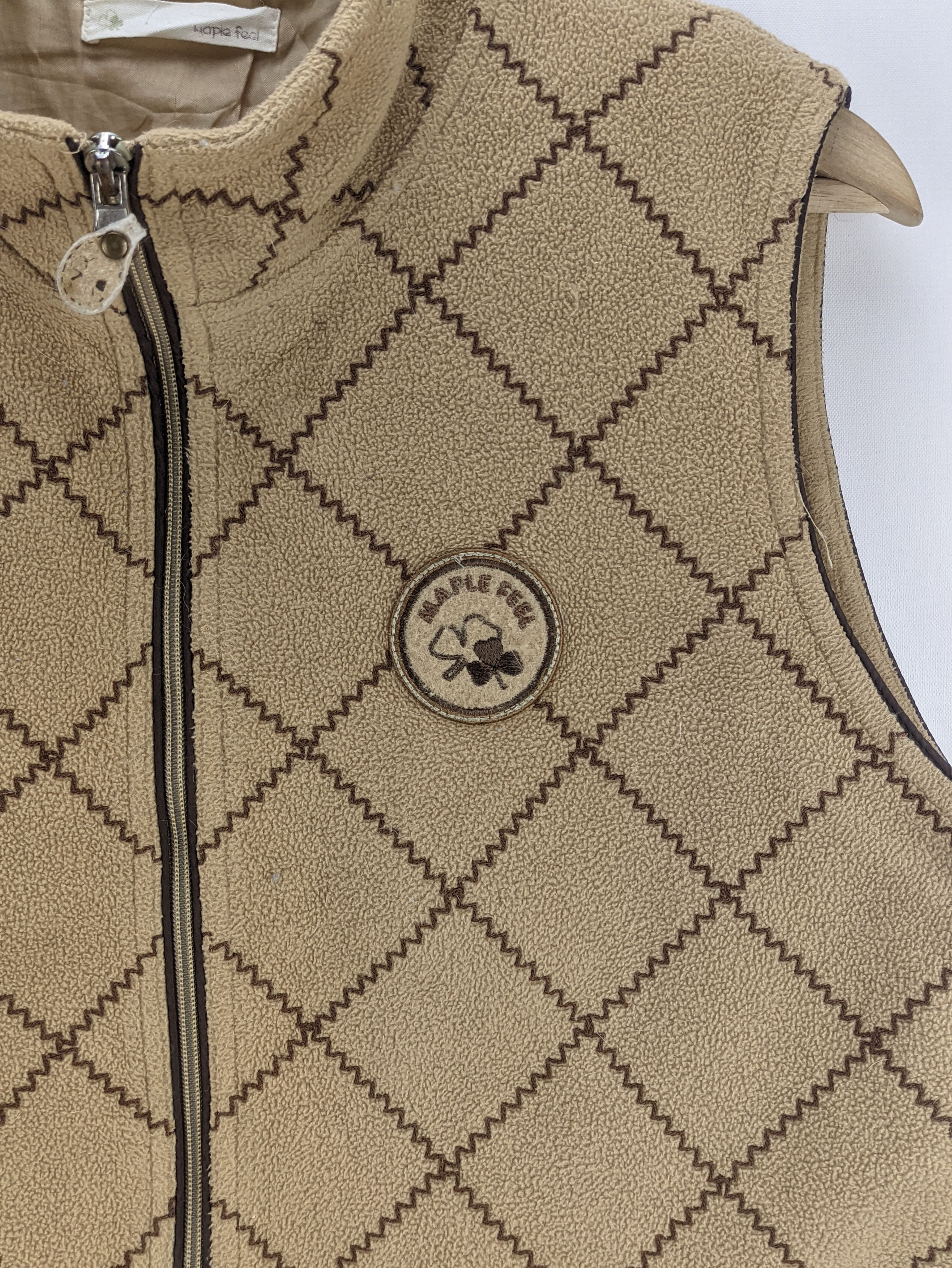 Japanese Brand Steals🔥Fleece Vest Zip Up by Maple Feel Size US M / EU 48-50 / 2 - 5 Thumbnail
