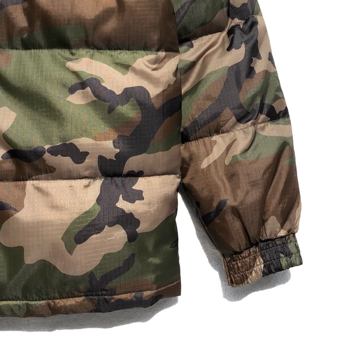 Alpha Industries Alpha Industries Camo Down Feather Puffer Jacket Size US M / EU 48-50 / 2 - 11 Thumbnail