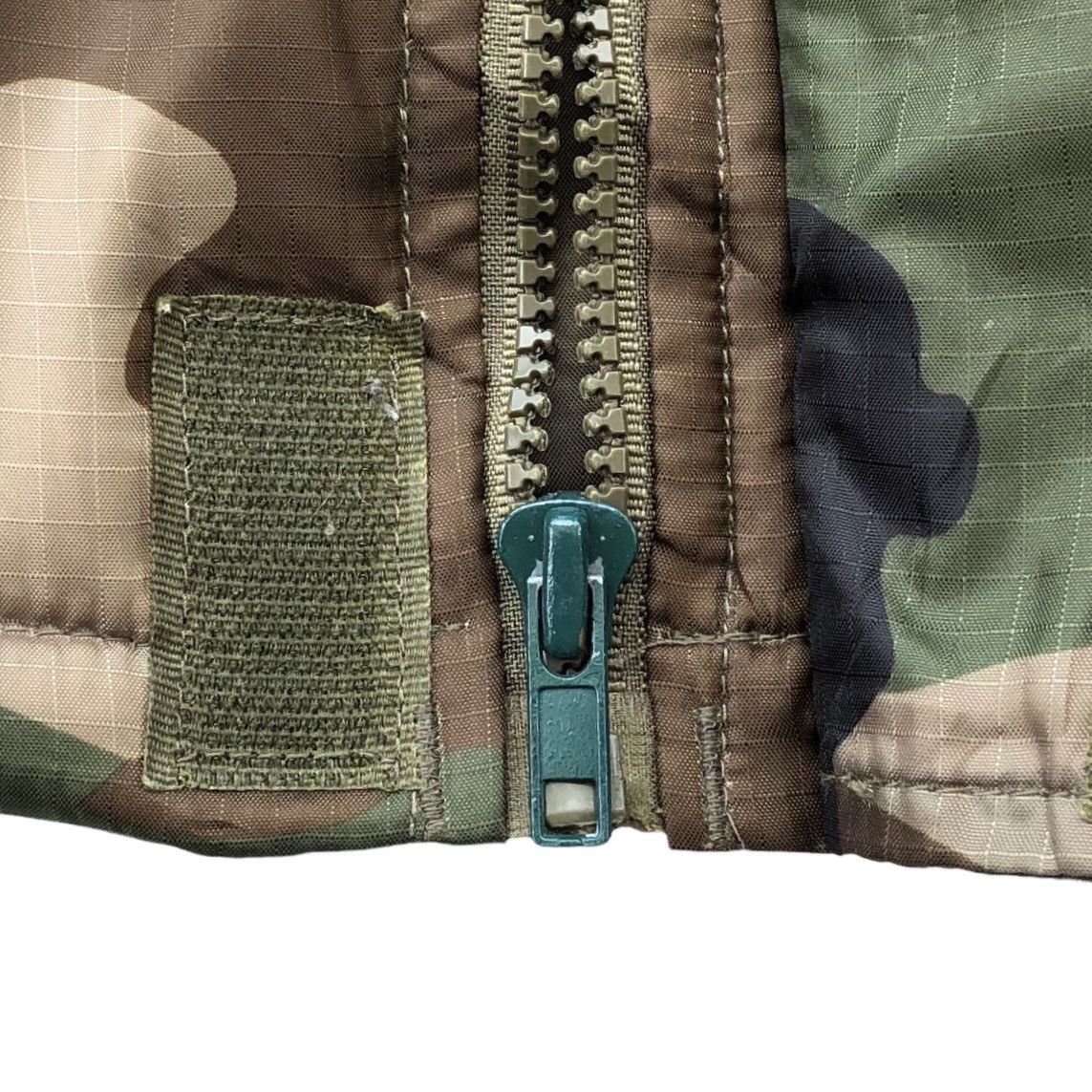 Alpha Industries Alpha Industries Camo Down Feather Puffer Jacket Size US M / EU 48-50 / 2 - 13 Thumbnail