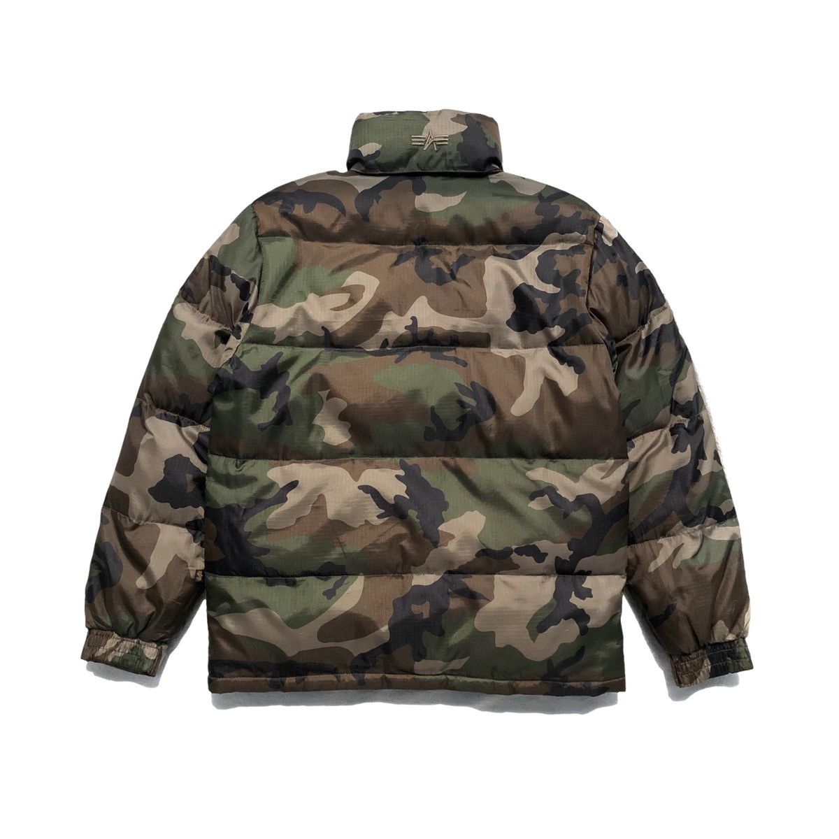 Alpha Industries Alpha Industries Camo Down Feather Puffer Jacket Size US M / EU 48-50 / 2 - 9 Thumbnail