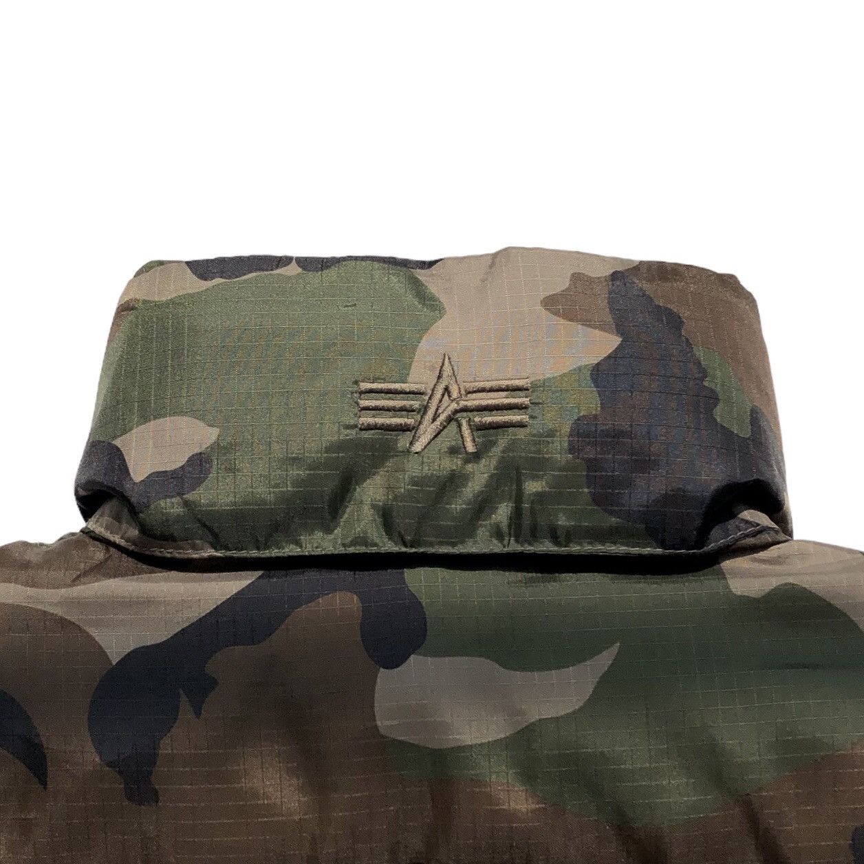Alpha Industries Alpha Industries Camo Down Feather Puffer Jacket Size US M / EU 48-50 / 2 - 12 Thumbnail