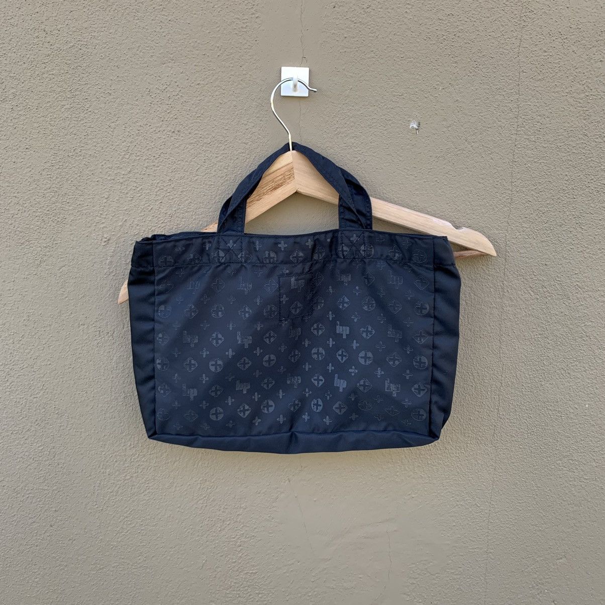 Head Porter JapaneseBrand Porter Monogram Totebag Size ONE SIZE - 1 Thumbnail