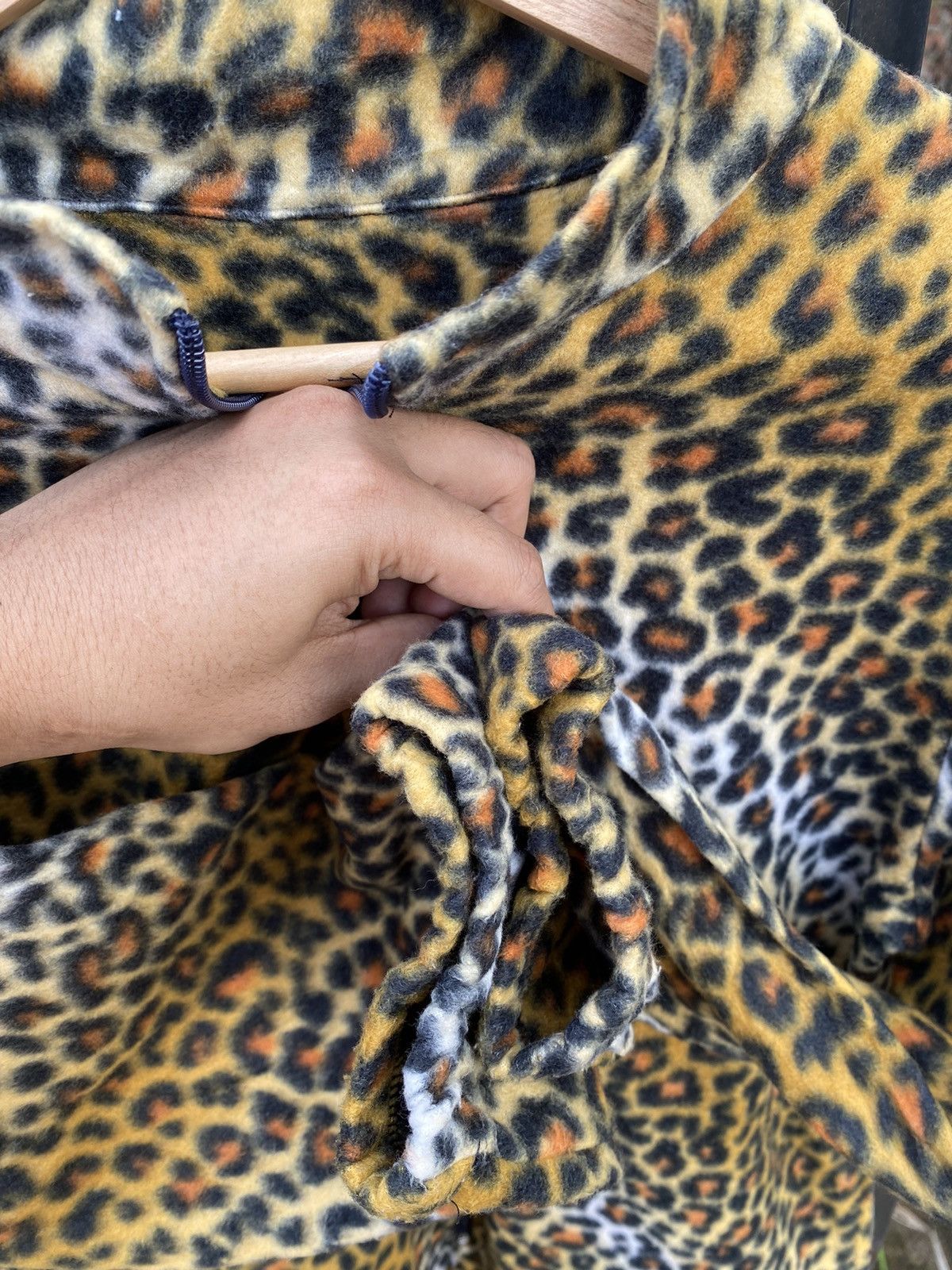 Japanese Brand GONE🔥 Japanese Fashion Leopard Skin Fleece Sweater Jacket Size M / US 6-8 / IT 42-44 - 3 Thumbnail