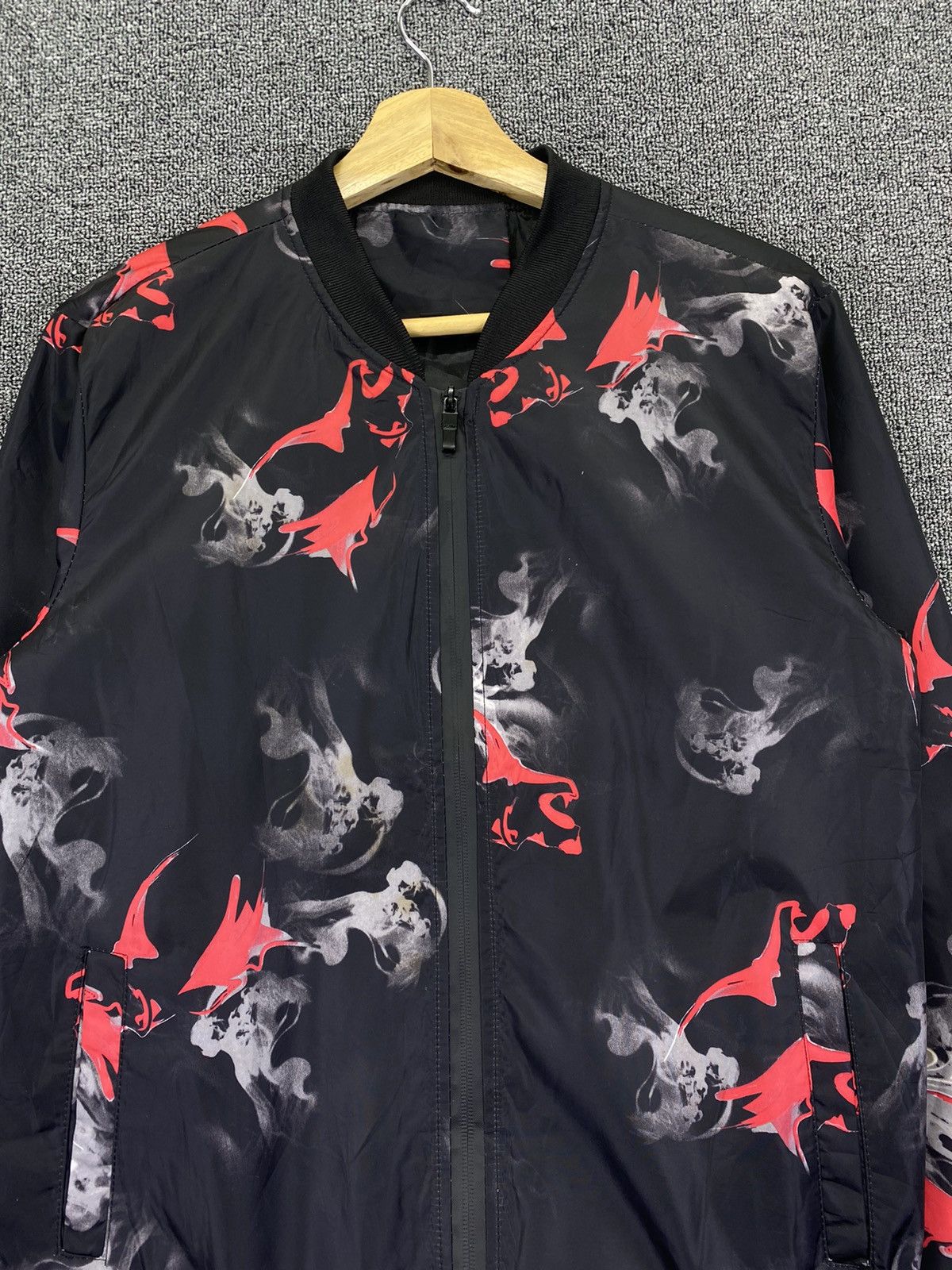 Japanese Brand Vintage Japanese Smoke Full Printed Design Bomber jacket Size US M / EU 48-50 / 2 - 3 Thumbnail