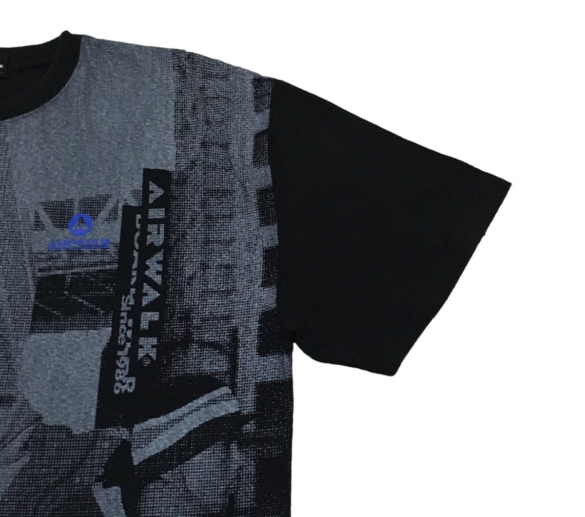 Rap Tees Rare Design Vintage Airwalk Hip Hop Rapper T-shirt 2000s Size US XXL / EU 58 / 5 - 3 Thumbnail