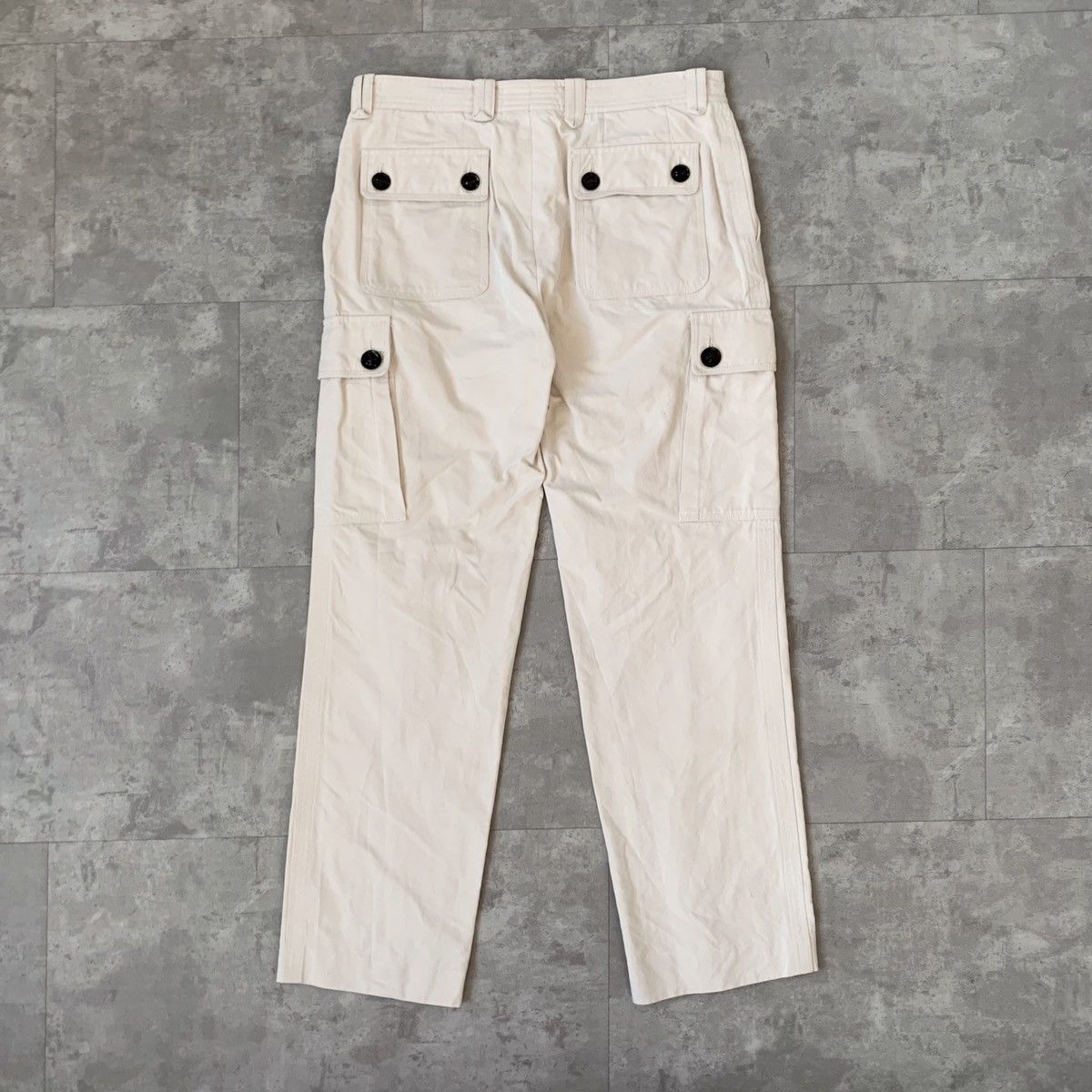 Burberry BURBERRY Cargo Pants Trousers Beige Cotton Army 32 Size US 32 / EU 48 - 1 Thumbnail