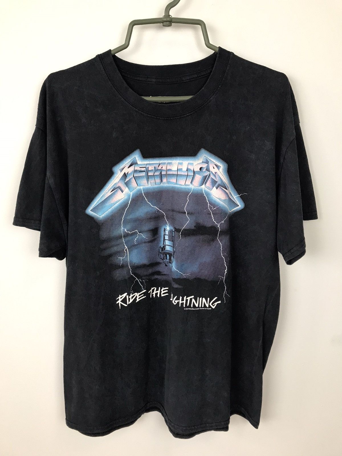 image of Metallica Ride The Lightning License Product Faded Tshirt in Black, Men's (Size Medium)