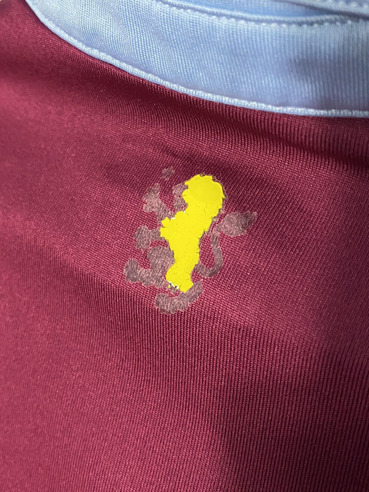 Under Armour 2016 Under Armour Aston Villa Soccer Jersey Size US M / EU 48-50 / 2 - 7 Thumbnail