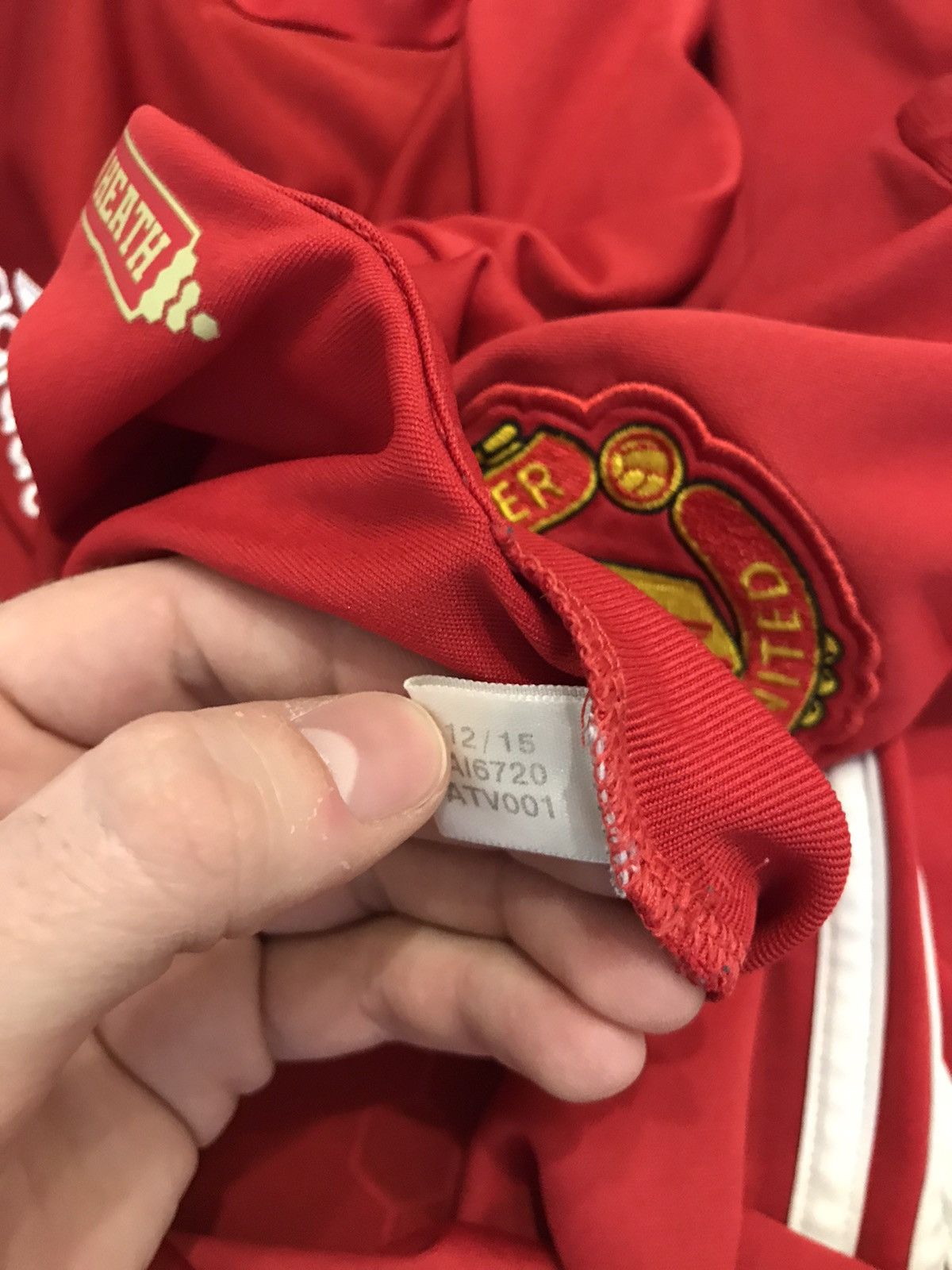 Adidas Adidas Manchester United Soccer Jersey M Size RED Chevrolet Size US M / EU 48-50 / 2 - 8 Thumbnail