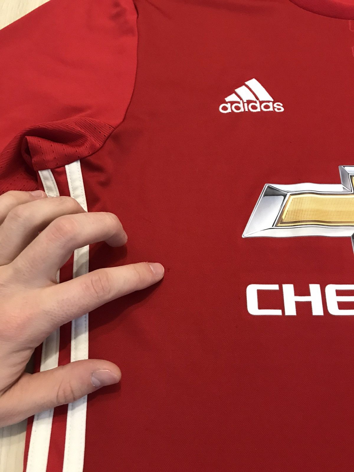 Adidas Adidas Manchester United Soccer Jersey M Size RED Chevrolet Size US M / EU 48-50 / 2 - 4 Thumbnail