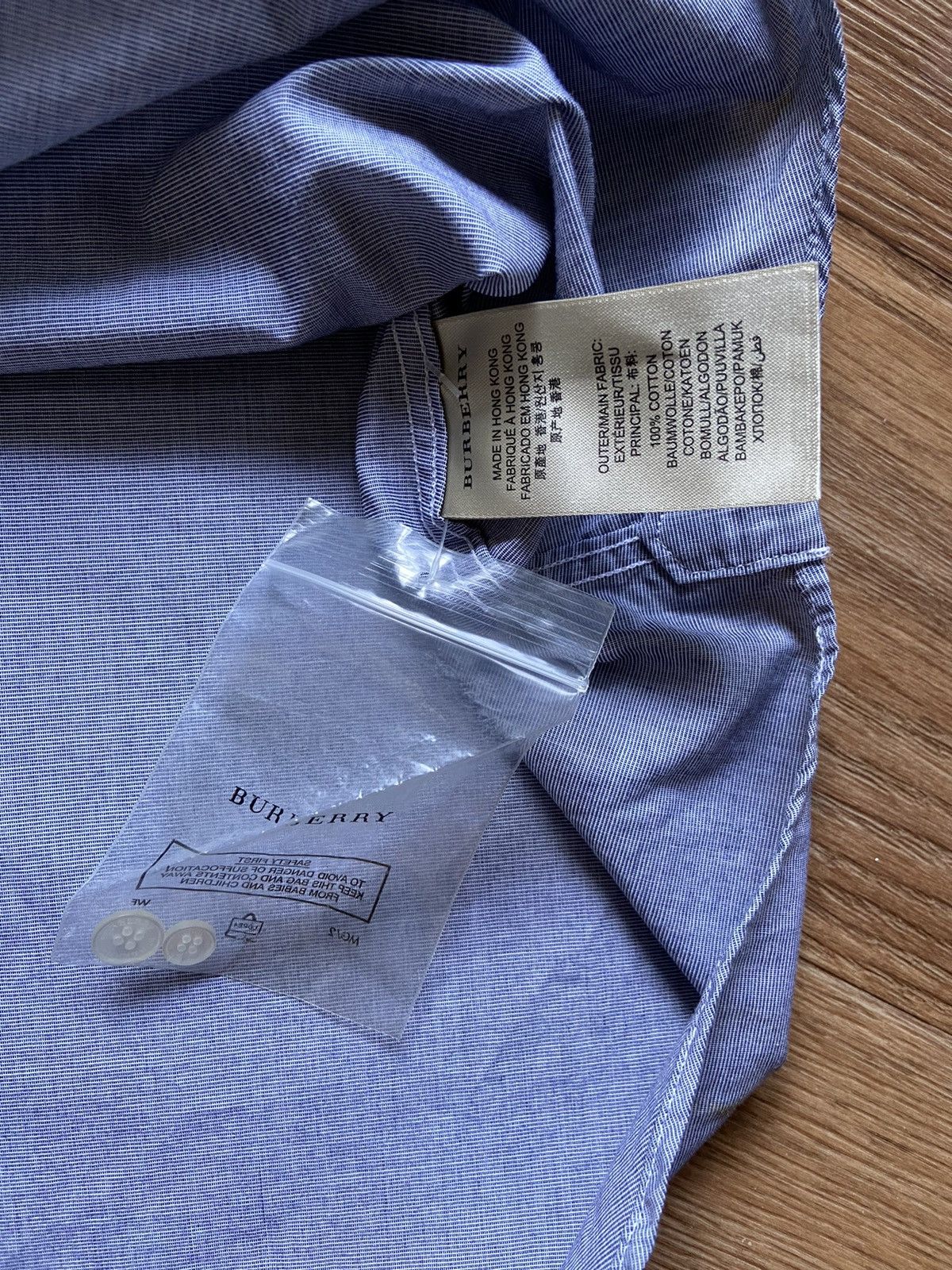 Burberry Vintage Burberry Brit Mini Logo Long Sleeve Shirt Size US L / EU 52-54 / 3 - 7 Thumbnail
