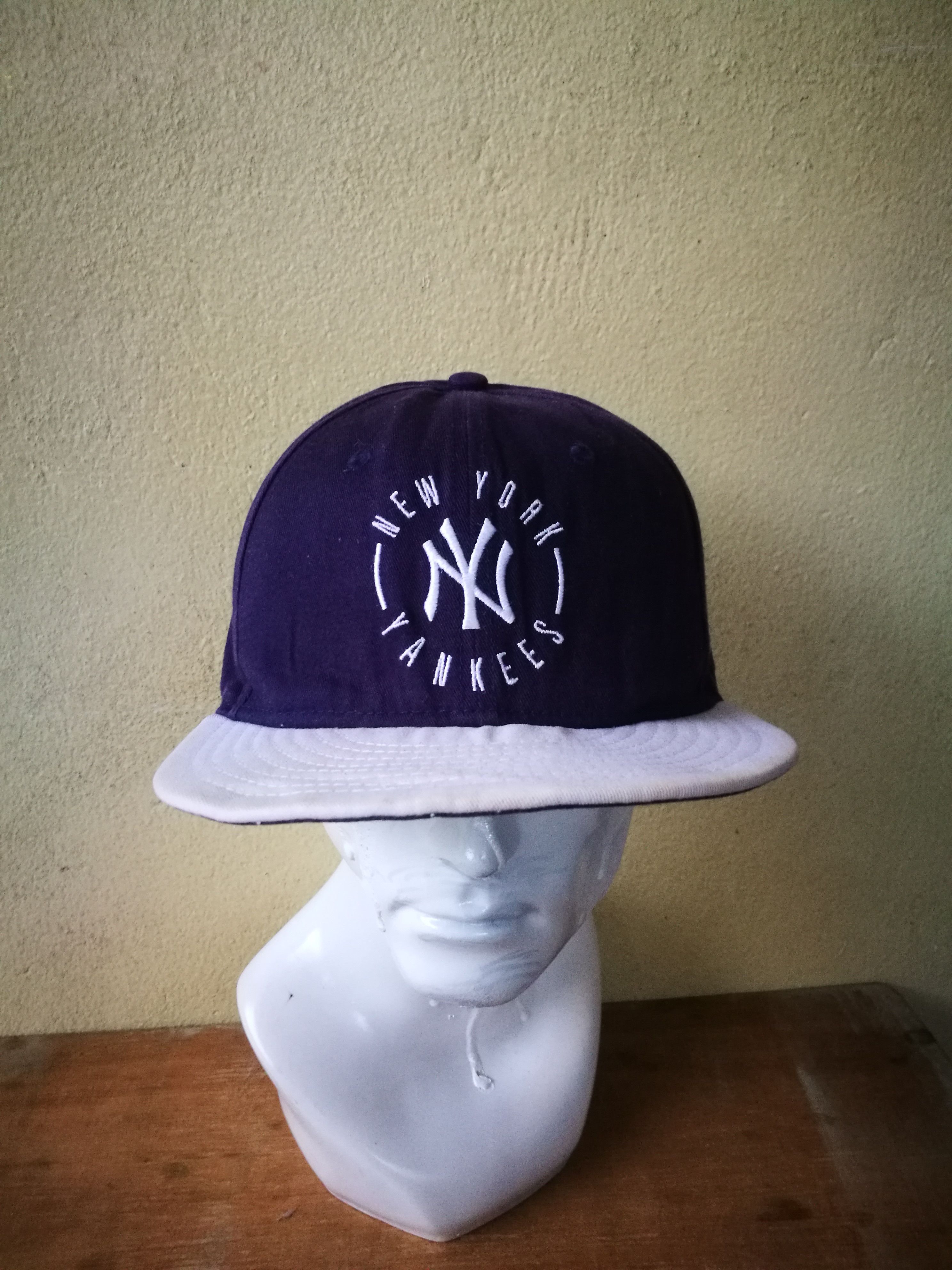 New Era × New York Yankees × Pink NEW YORK YANKEES X PINK VICTORIA'S SECRET X new era Hat Size ONE SIZE - 1 Thumbnail