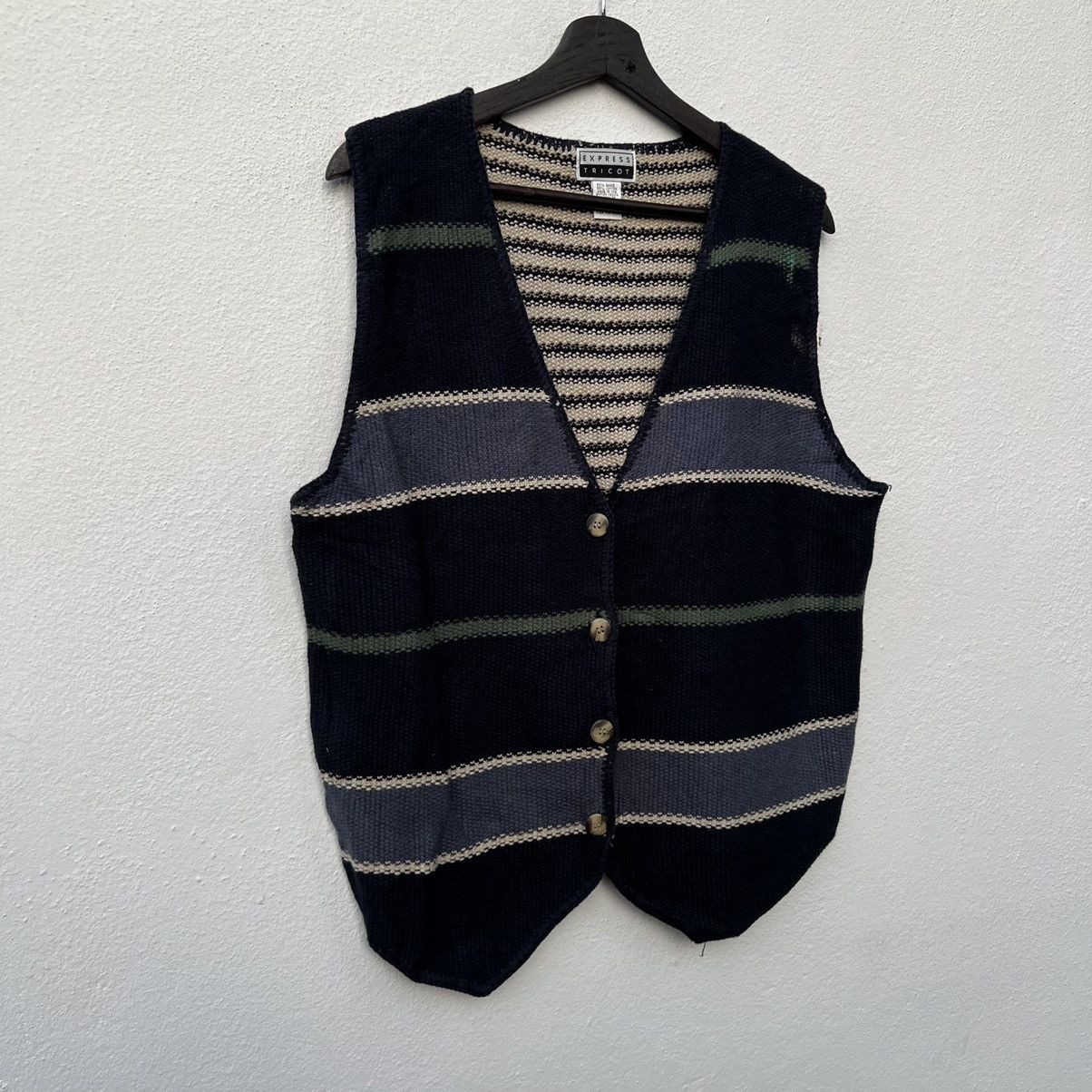 Vintage VINTAGE EXPRESS TRICOT TARTAN DESIGN STREETFASHION STYLEWEAR Size US L / EU 52-54 / 3 - 5 Thumbnail