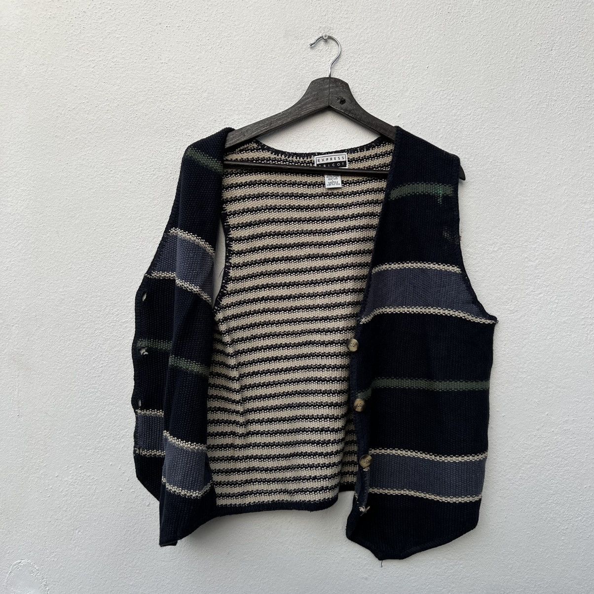 Vintage VINTAGE EXPRESS TRICOT TARTAN DESIGN STREETFASHION STYLEWEAR Size US L / EU 52-54 / 3 - 8 Thumbnail