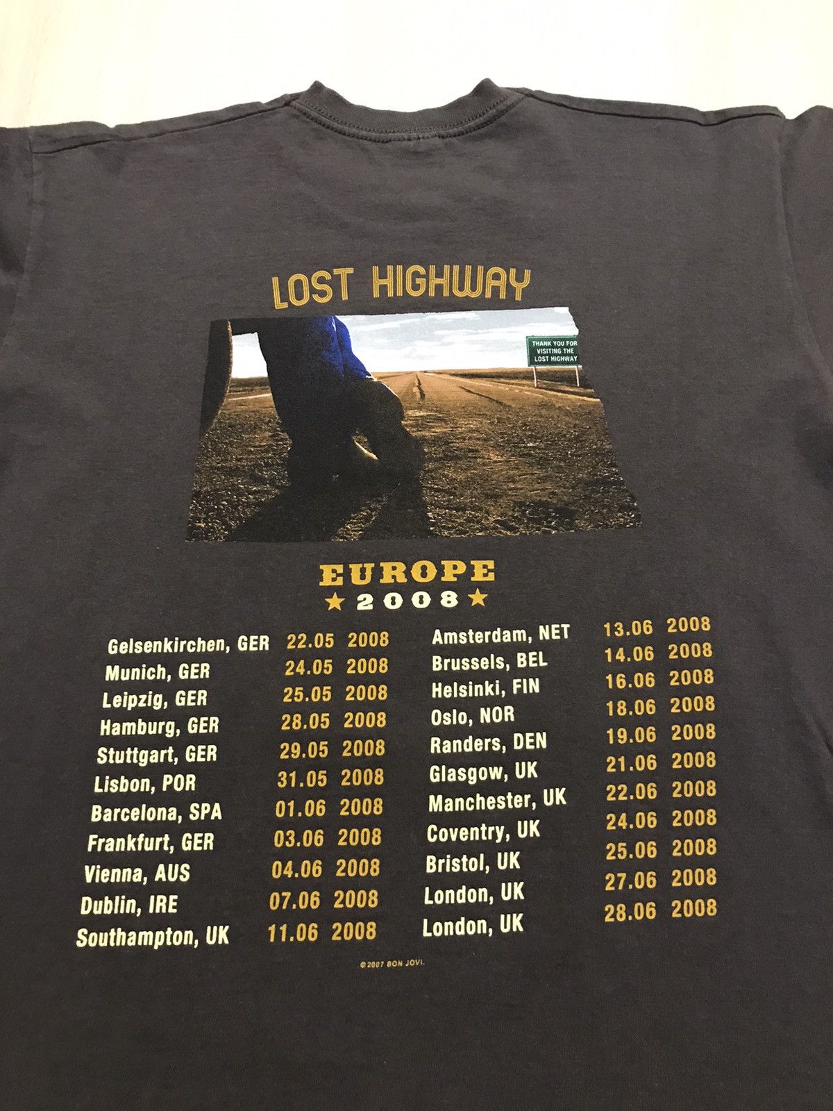 Band Tees Mens Vintage T Shirt Bon Jovi 2007 Tour Size Size US S / EU 44-46 / 1 - 4 Thumbnail