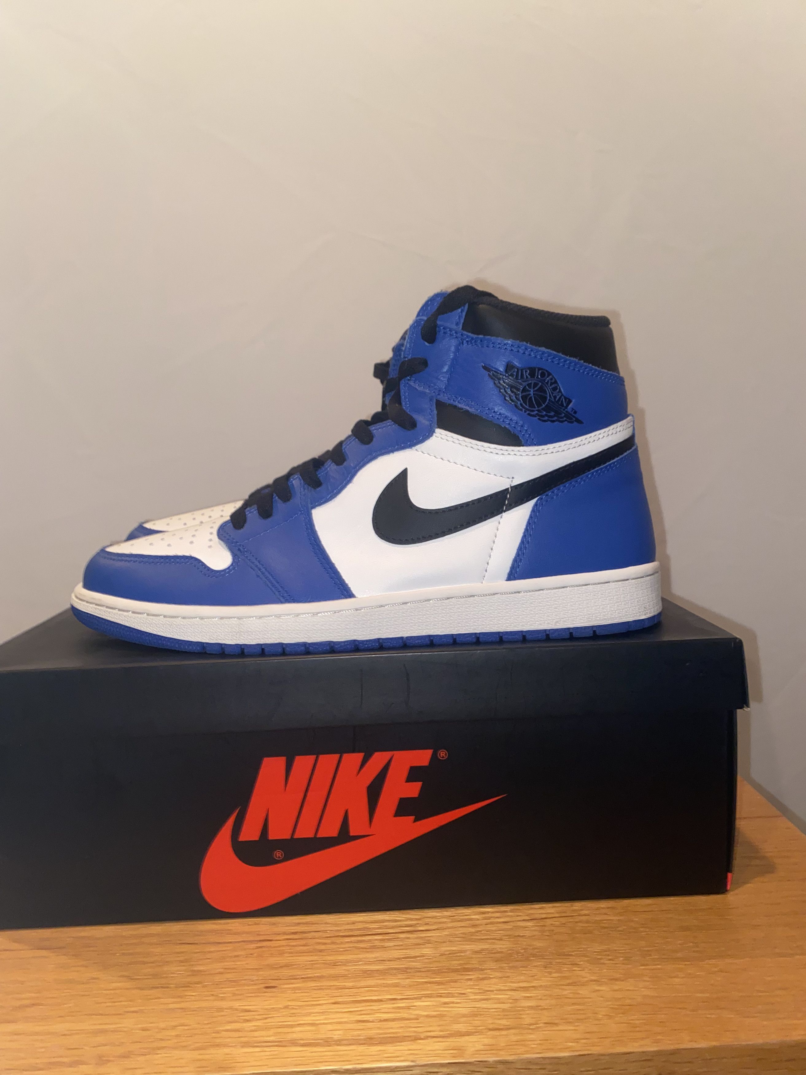 image of Air Jordan 1 Retro High OG 'game Royal' Shoes in Blue, Men's (Size 11)