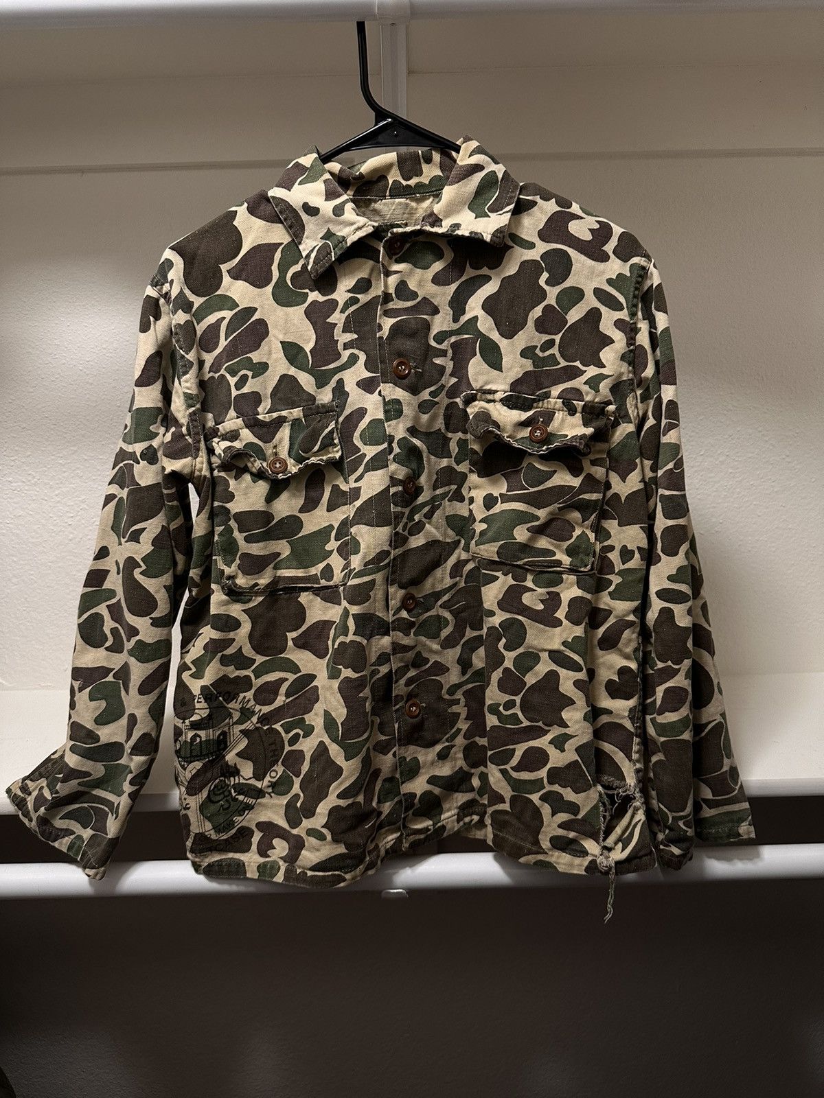 Basketcase Gallery Vintage 60’s Duck camo jacket