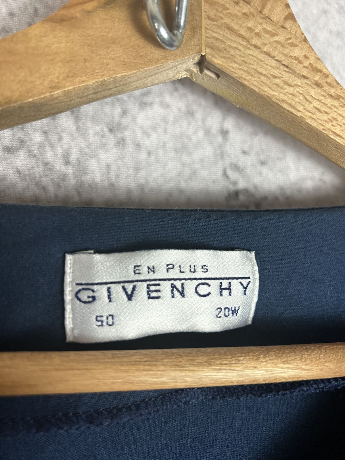 Vintage Vintage 90s oversized Givenchy en plus center spell out logo Size XL / US 12-14 / IT 48-50 - 3 Thumbnail