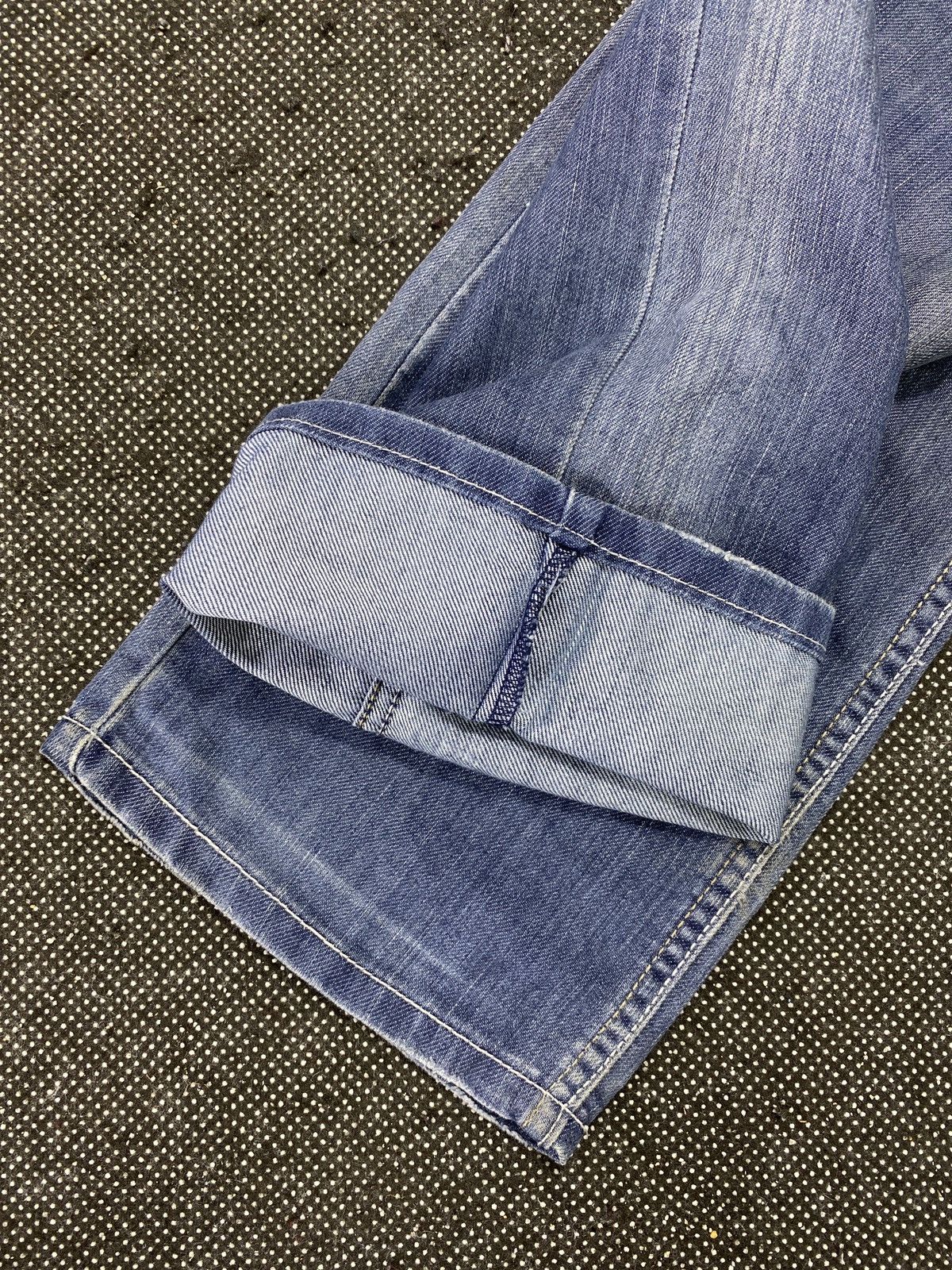 Jean × Levi's × Vintage VINTAGE LEVIS 514 SLIM STRAIGHT JEANS-J402 Size US 32 / EU 48 - 8 Thumbnail