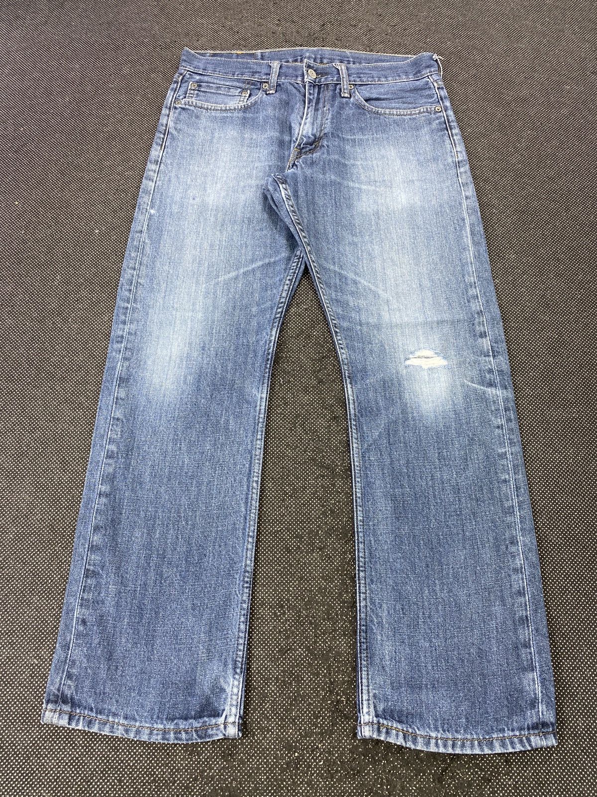 Jean × Levi's × Vintage VINTAGE LEVIS 514 DISTRESSED JEANS-J405 Size US 33 - 2 Thumbnail