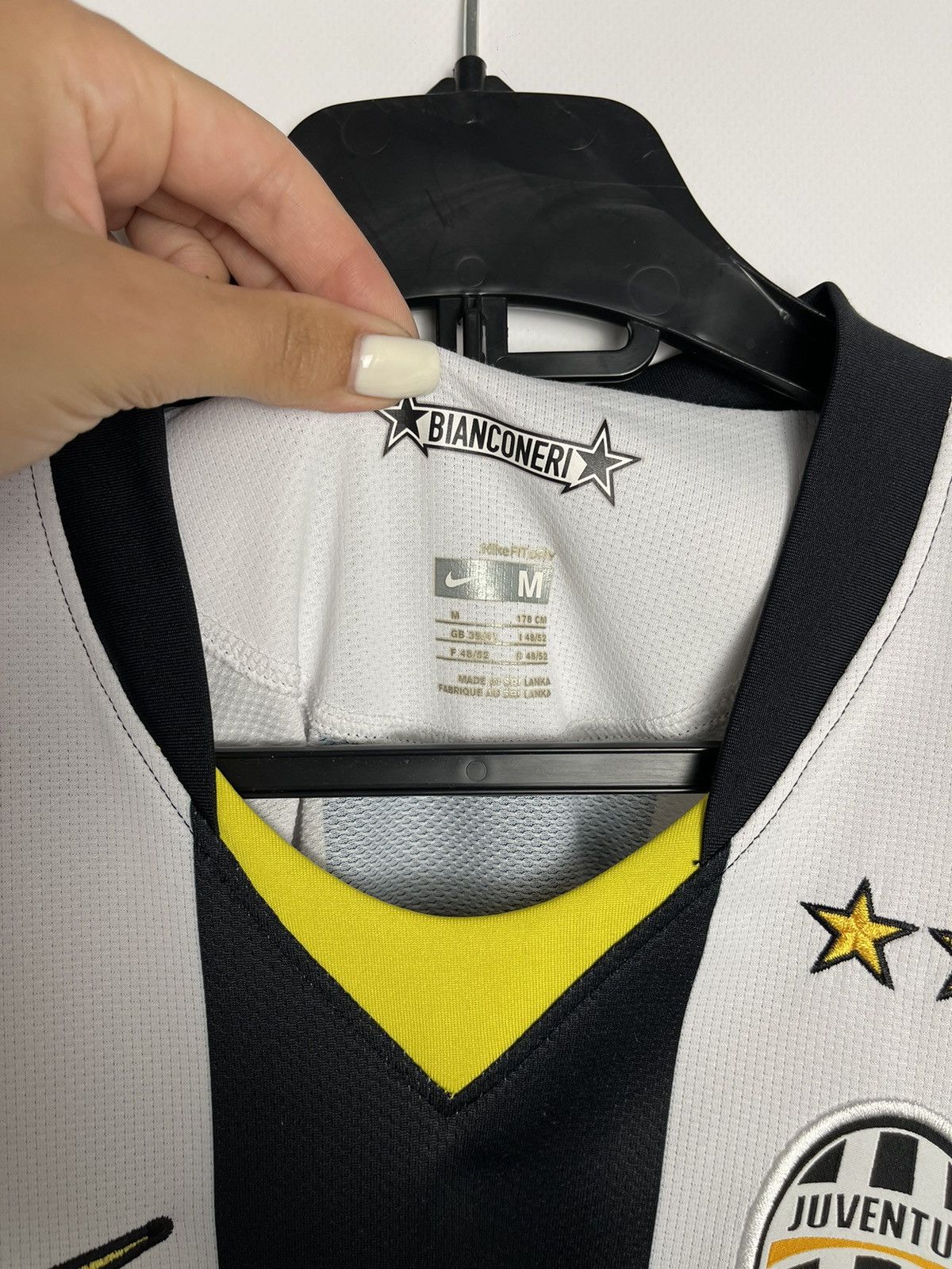 Nike × Vintage Vintage Soccer jersey Juventus Nike logo size M Size US M / EU 48-50 / 2 - 5 Thumbnail