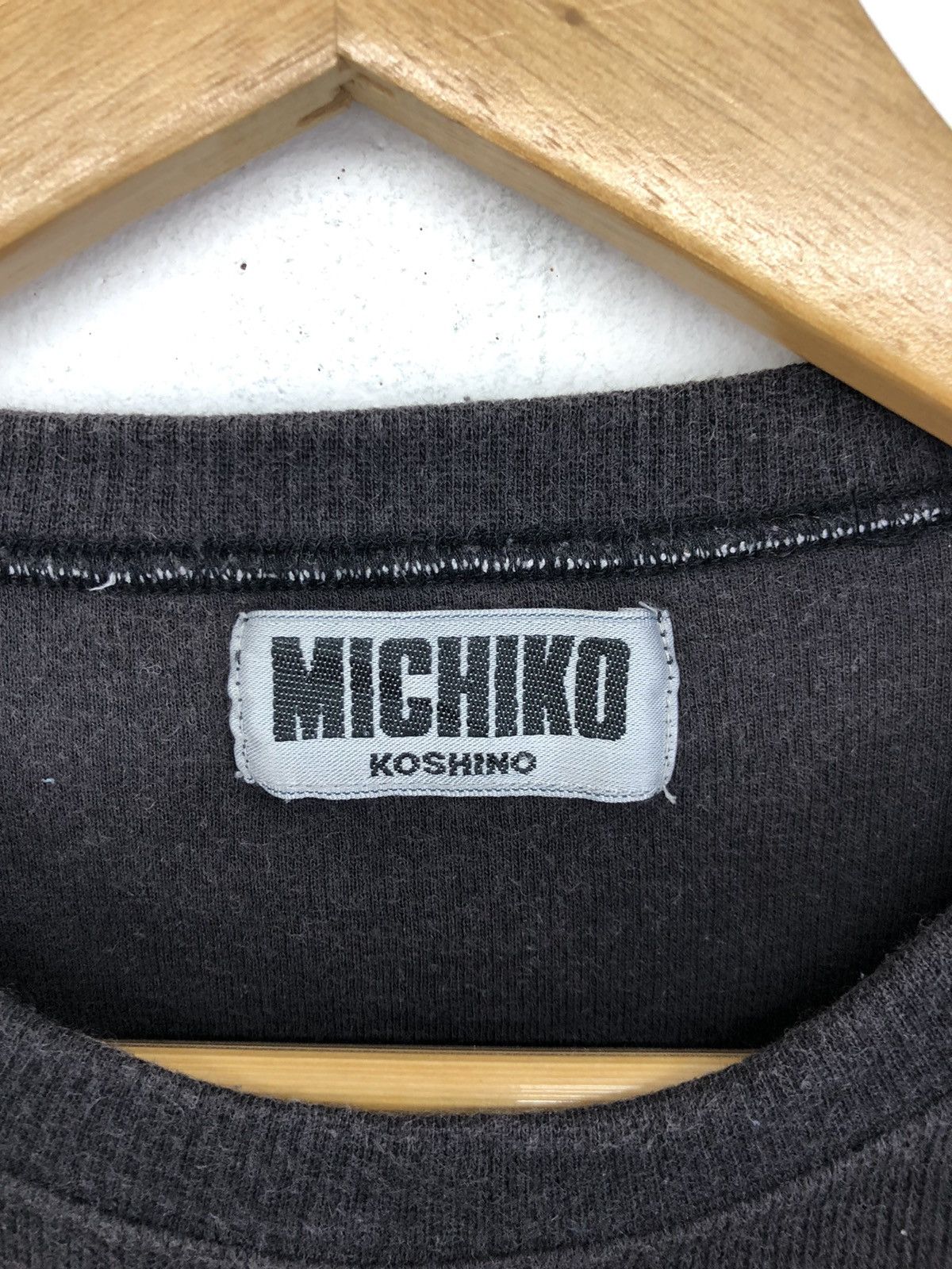 Michiko Koshino Vintage Michiko Koshino London Crewneck Sweatshirt Size US L / EU 52-54 / 3 - 7 Thumbnail