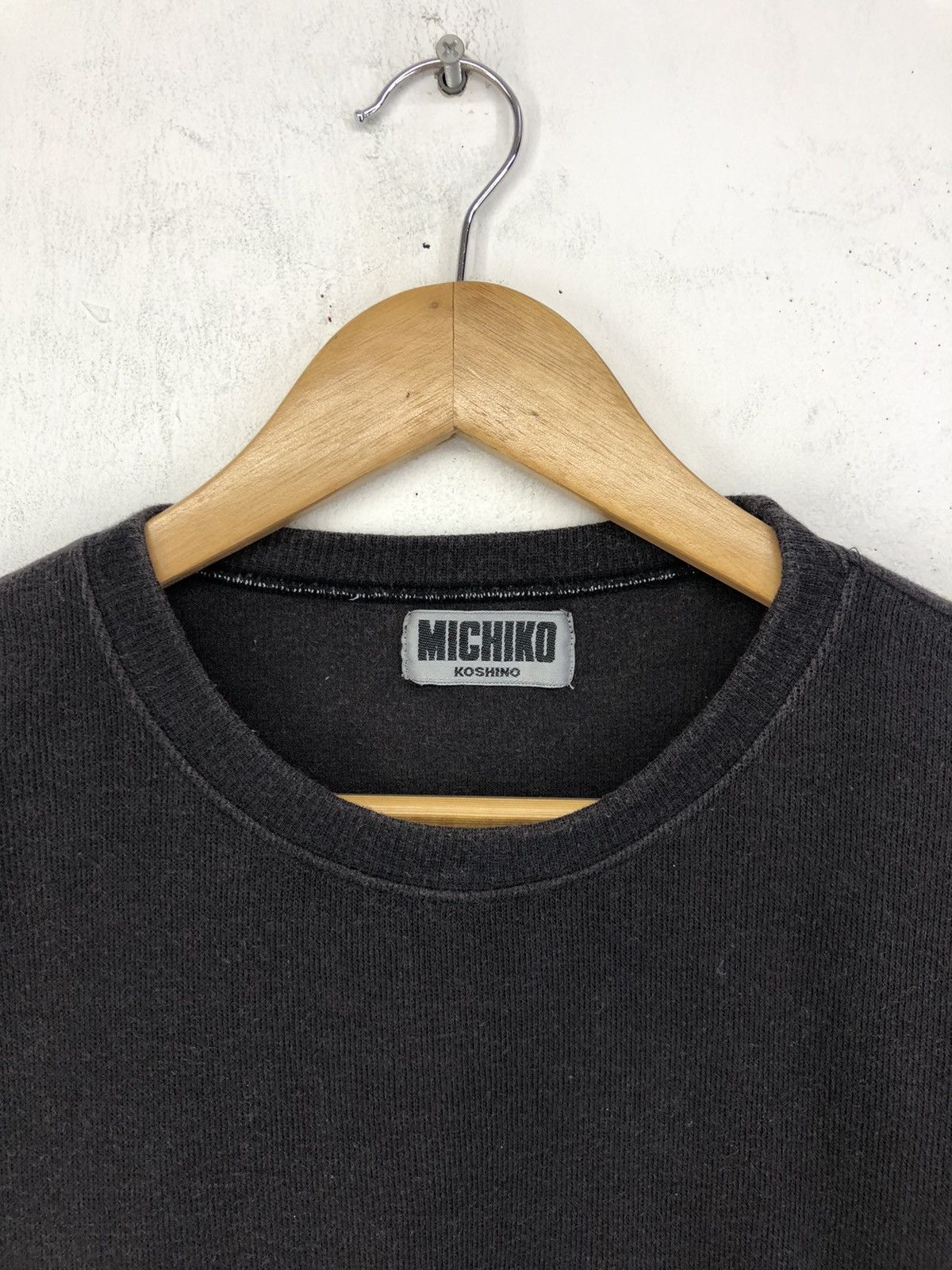 Michiko Koshino Vintage Michiko Koshino London Crewneck Sweatshirt Size US L / EU 52-54 / 3 - 3 Thumbnail