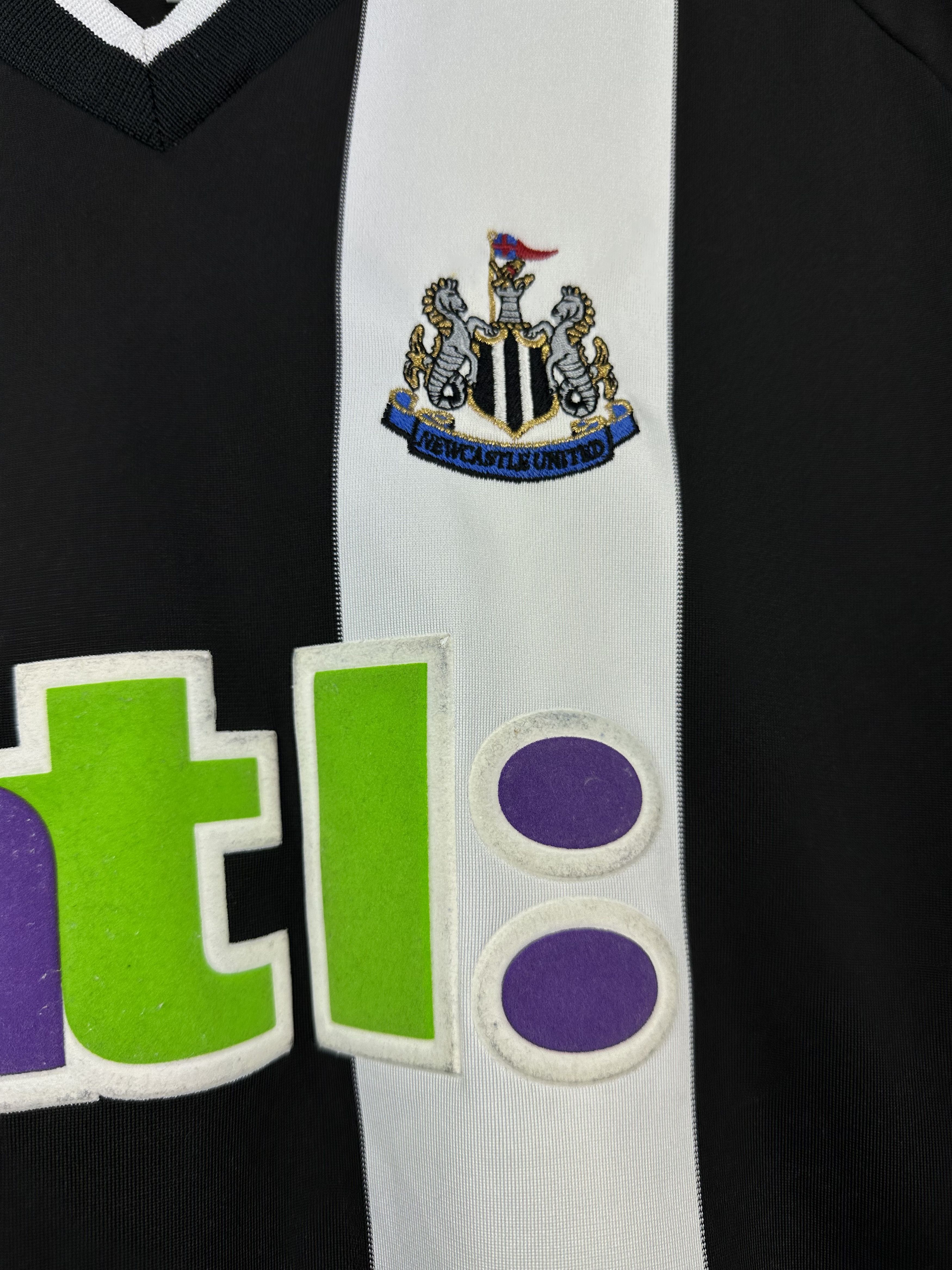 Adidas × Vintage Newcastle Home football shirt 2001 Soccer Jersey Sport Size US L / EU 52-54 / 3 - 3 Thumbnail