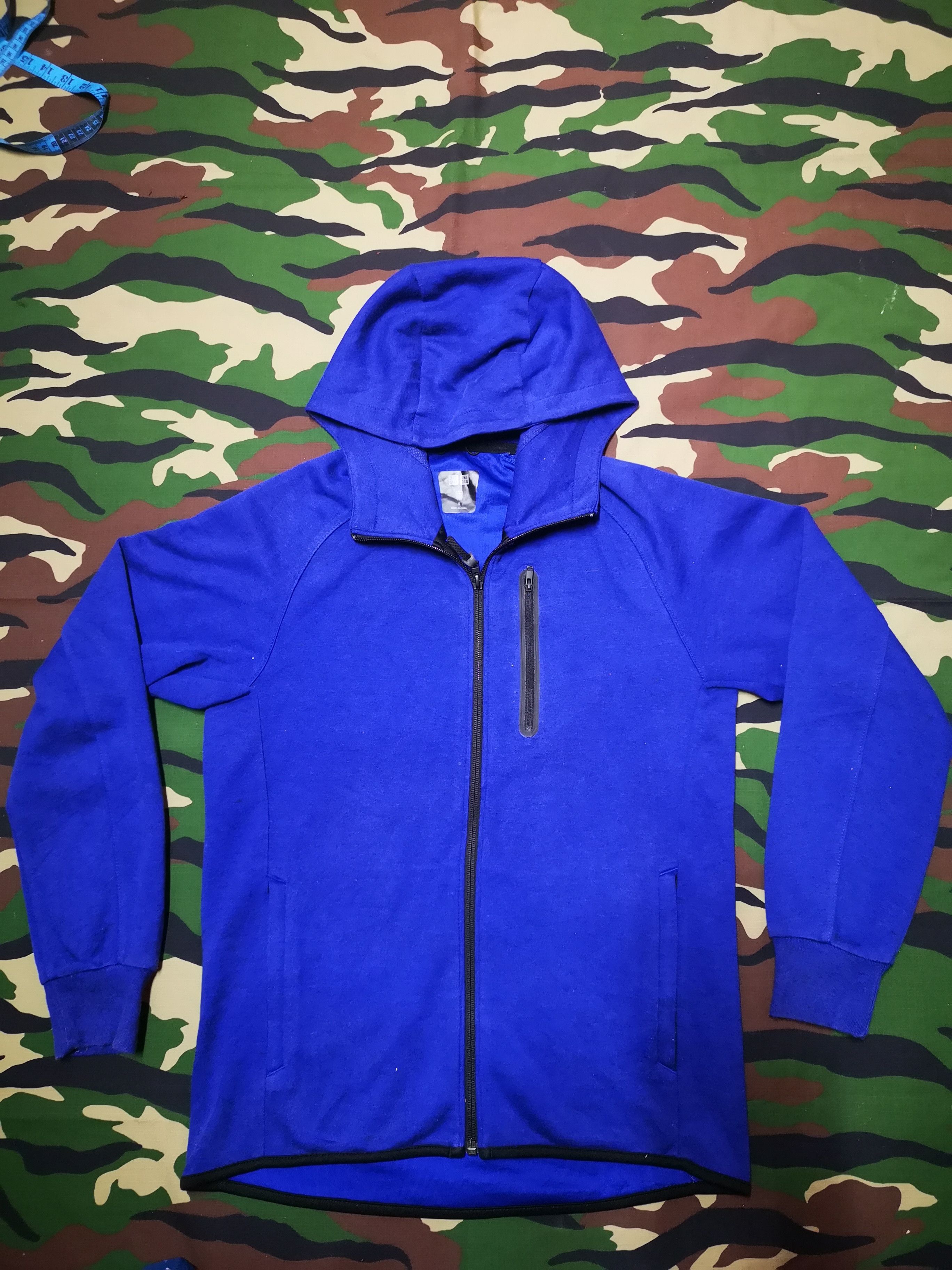 Japanese Brand × Uniqlo Uniqlo Hoodie X Zipper And pocket zip Size US S / EU 44-46 / 1 - 1 Thumbnail