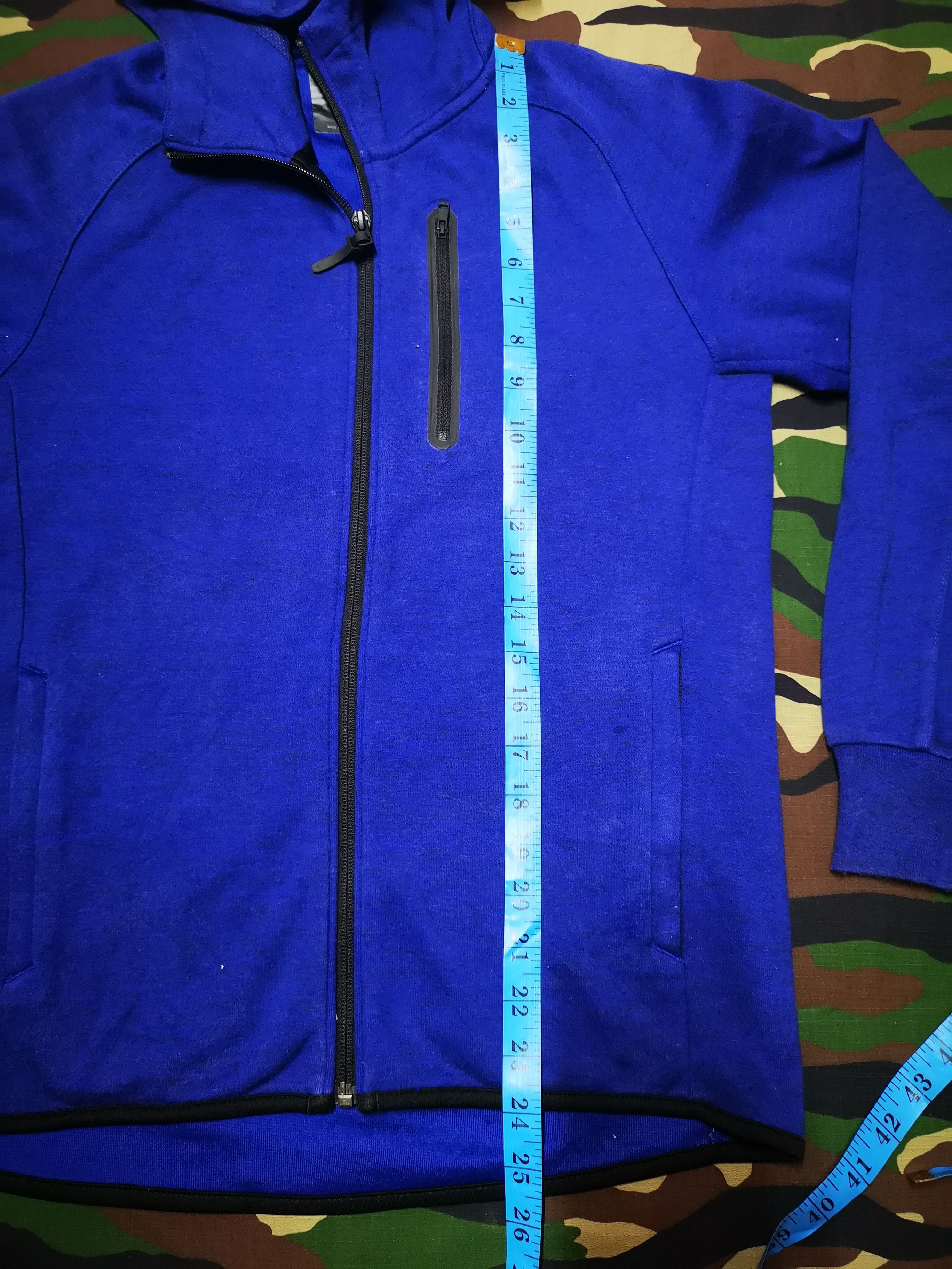 Japanese Brand × Uniqlo Uniqlo Hoodie X Zipper And pocket zip Size US S / EU 44-46 / 1 - 8 Thumbnail