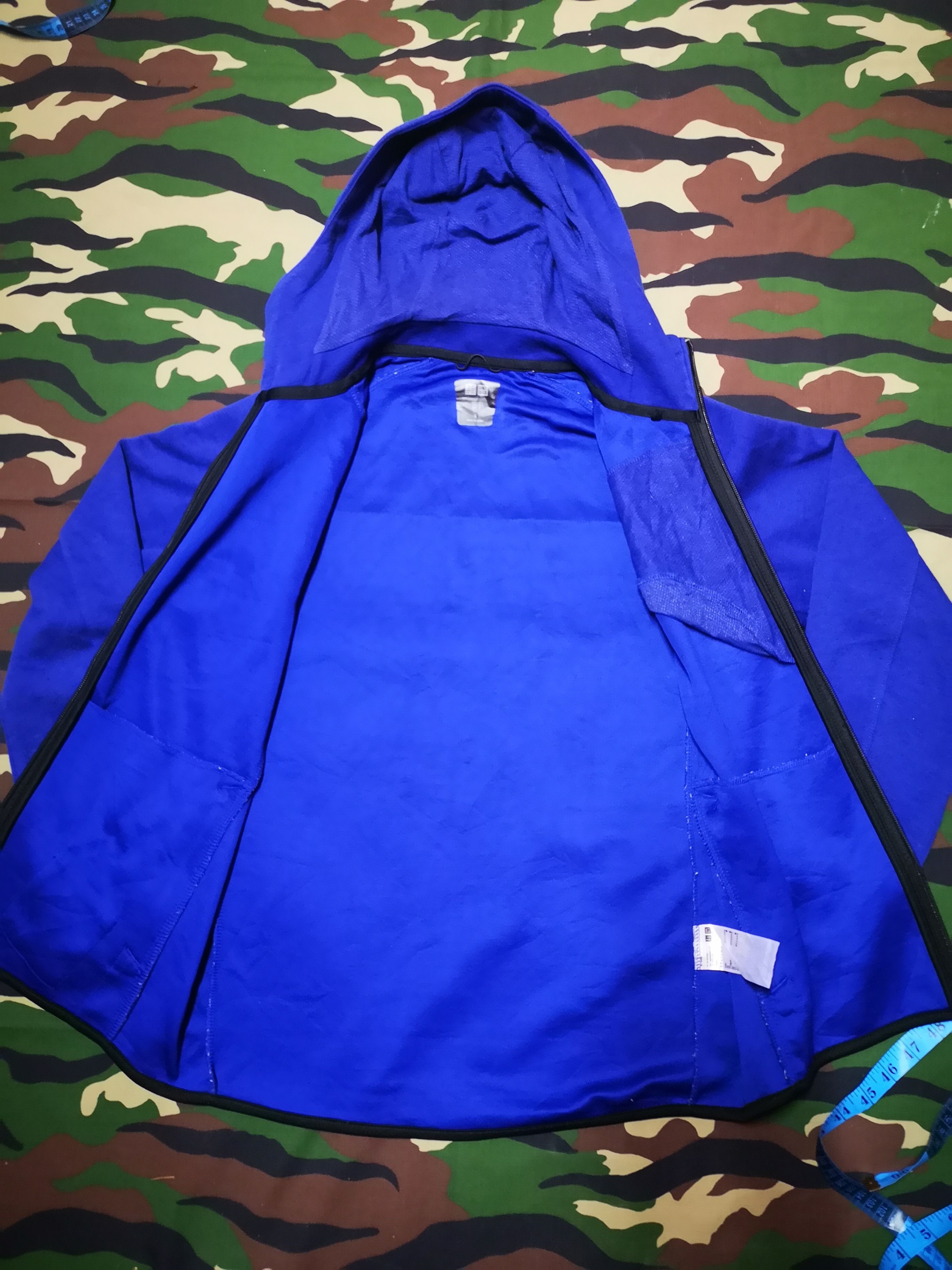 Japanese Brand × Uniqlo Uniqlo Hoodie X Zipper And pocket zip Size US S / EU 44-46 / 1 - 3 Thumbnail